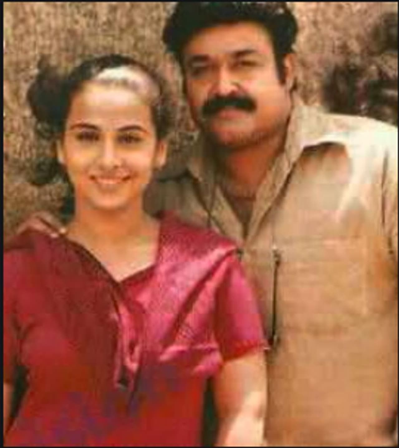 <p>ಬಾಲಿವುಡ್ ನಟಿ ವಿದ್ಯಾ ಬಾಲನ್ ಮಾಲಿವುಡ್ ನಟ ಮೋಹನ್ ಲಾಲ್ ಜೊತೆಗಿನ ಸುಂದರವಾದ ಹಳೆಯ ಥ್ರೋಬ್ಯಾಕ್ ಫೋಟೋ ಶೇರ್ ಮಾಡಿದ್ದಾರೆ.</p> <p>ಬಾಲಿವುಡ್ ನಟಿ ವಿದ್ಯಾ ಬಾಲನ್ ಮಾಲಿವುಡ್ ನಟ ಮೋಹನ್ ಲಾಲ್ ಜೊತೆಗಿನ ಸುಂದರವಾದ ಹಳೆಯ ಥ್ರೋಬ್ಯಾಕ್ ಫೋಟೋ ಶೇರ್ ಮಾಡಿದ್ದಾರೆ.</p>