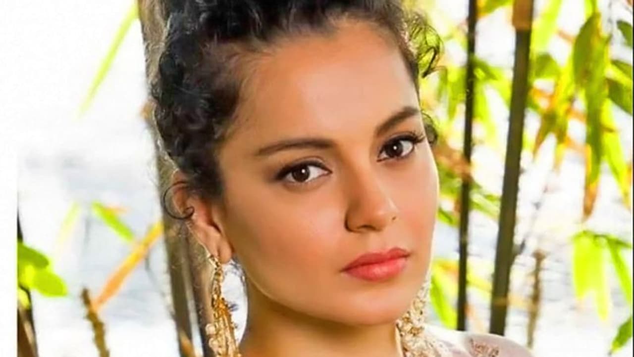 <p>ಈ ಹಿಂದೆ ನಟಿ ಕಂಗನಾ ರಣಾವತ್ ಸಾರಾ ಅಲಿ ಖಾನ್ ಮತ್ತು ಸುಶಾಂತ್ ಸಿಂಗ್ ಸಂಬಂಧದ ಬಗ್ಗೆ ಮಾತನಾಡಿದ್ದರು.</p> <p>ಈ ಹಿಂದೆ ನಟಿ ಕಂಗನಾ ರಣಾವತ್ ಸಾರಾ ಅಲಿ ಖಾನ್ ಮತ್ತು ಸುಶಾಂತ್ ಸಿಂಗ್ ಸಂಬಂಧದ ಬಗ್ಗೆ ಮಾತನಾಡಿದ್ದರು.</p>