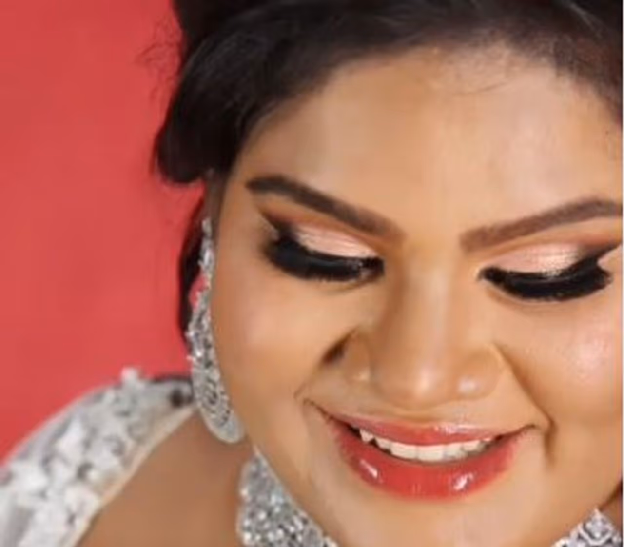 <p>சொக்க வைக்கும் அழகு&nbsp;</p>