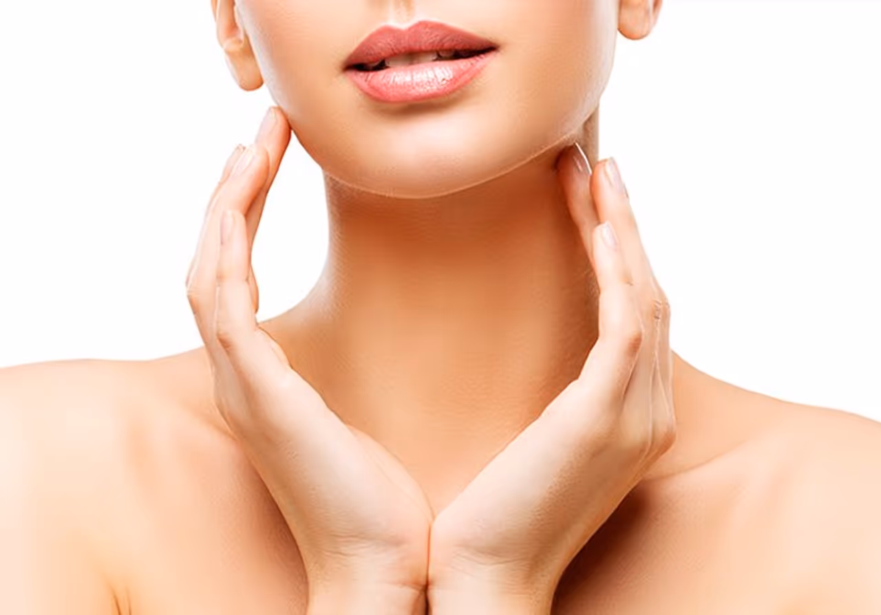 <p>ಈ ಸಮಸ್ಯೆಯನ್ನು ನೀವು ಅನುಭವಿಸುತ್ತಿದ್ದರೆ, ಚಿಂತೆ ಮಾಡಬೇಡಿ ಅದಕ್ಕೆ ಪರಿಹಾರವೂ ಇದೆ. &nbsp;ಅದಕ್ಕಾಗಿ ನೀವು ಏನು ಮಾಡಬೇಕು, ಸಮಸ್ಯೆ ನಿವಾರಣೆ ಮಾಡುವುದು ಹೇಗೇ? ಹಾಗೂ ಮತ್ತೆ ಸುಂದರವಾದ ತ್ವಚೆ ಪಡೆದುಕೊಳ್ಳುವುದು ಹೇಗೆ ಎ೦ದು ತಿಳಿದುಕೊಳ್ಳಲು ಮು೦ದೆ ಓದಿ...</p>