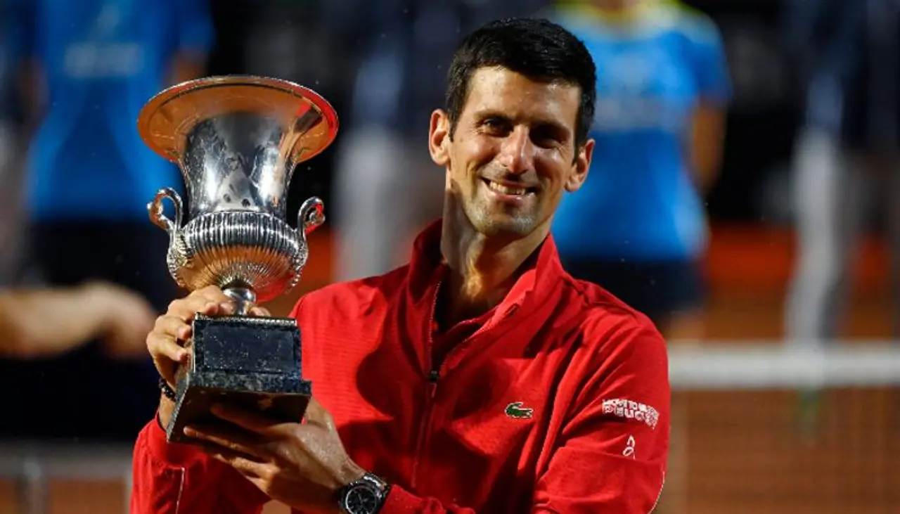 <p>Serbia's Novak Djokovic brushed aside his unfortunate US Open ouster last week, as he made a remarkable comeback in the Rome Masters to win his first clay court title of the year. He beat Argentina's Diego Schwartzman in straight sets on Monday, 7 5, 6 3, as he consolidates on his number one ranking.</p> <p>Serbia's Novak Djokovic brushed aside his unfortunate US Open ouster last week, as he made a remarkable comeback in the Rome Masters to win his first clay court title of the year. He beat Argentina's Diego Schwartzman in straight sets on Monday, 7 5, 6 3, as he consolidates on his number one ranking.</p>