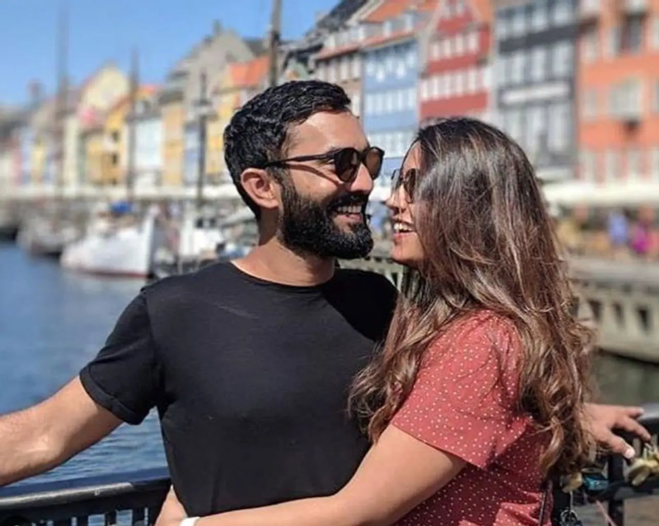 <p>తాజాగా ఓ ప్రైవేట్ ఈవెంట్కి ముఖ్యఅతిథిగా హాజరైంది భారత స్క్వాష్ ప్లేయర్ దీపికా పల్లికల్... ఇదే ఈవెంట్కి భారత బాక్సర్ నిఖత్ జరీన్, 2017 మిస్ ఇండియా వరల్డ్ మానుషి చిల్లర్ కూడా హాజరైంది... ఈ ఈవెంట్లో ఓ ఆసక్తికర కామెంట్ చేసింది దీపికా..</p> <p>తాజాగా ఓ ప్రైవేట్ ఈవెంట్కి ముఖ్యఅతిథిగా హాజరైంది భారత స్క్వాష్ ప్లేయర్ దీపికా పల్లికల్... ఇదే ఈవెంట్కి భారత బాక్సర్ నిఖత్ జరీన్, 2017 మిస్ ఇండియా వరల్డ్ మానుషి చిల్లర్ కూడా హాజరైంది... ఈ ఈవెంట్లో ఓ ఆసక్తికర కామెంట్ చేసింది దీపికా..</p>