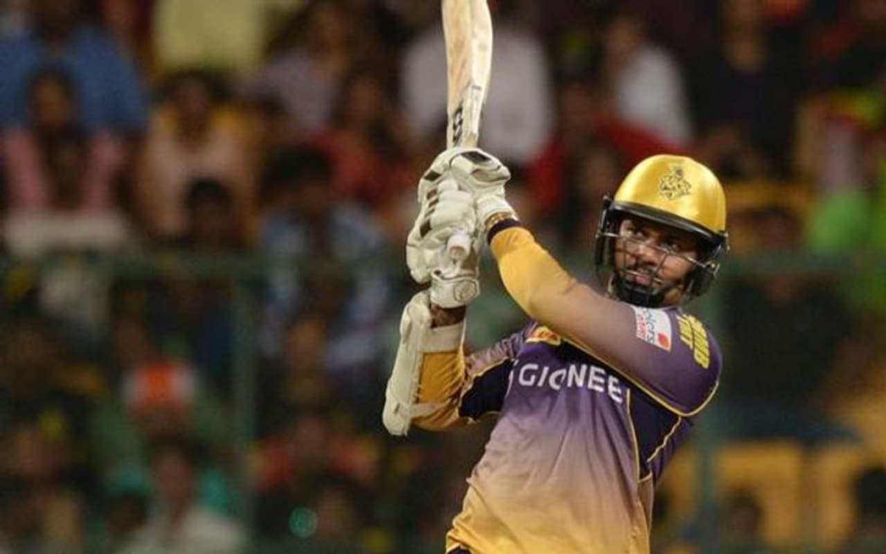 <p> </p><p><strong>സുനില് നരെയ്ന്</strong></p><p> </p><p>മുംബൈ ഇന്ത്യന്സിനെതിരെ 10 പന്തില് ഒന്പത് റണ്സ് മാത്രം നേടി. എങ്കിലും ബൗളിംഗില് തിളങ്ങുന്നതിനാല് ടീമില് സ്ഥാനം നിലനിര്ത്തും. ഓപ്പണറായി തുടരുമോ എന്ന് കണ്ടറിയണം. </p> <p> </p><p><strong>സുനില് നരെയ്ന്</strong></p><p> </p><p>മുംബൈ ഇന്ത്യന്സിനെതിരെ 10 പന്തില് ഒന്പത് റണ്സ് മാത്രം നേടി. എങ്കിലും ബൗളിംഗില് തിളങ്ങുന്നതിനാല് ടീമില് സ്ഥാനം നിലനിര്ത്തും. ഓപ്പണറായി തുടരുമോ എന്ന് കണ്ടറിയണം. </p>