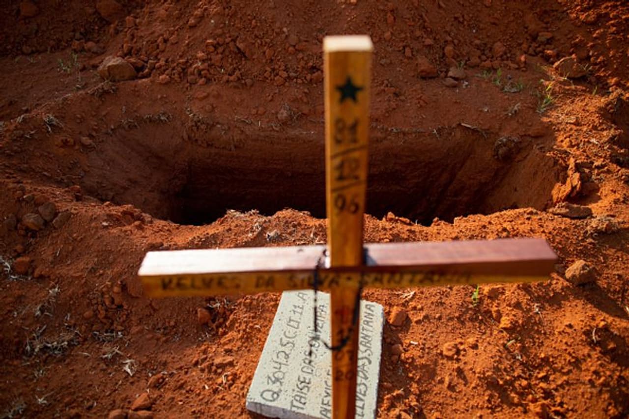 <p>രാജ്യത്തെ കൊവിഡ് രോഗികളുടെ എണ്ണം 60 ലക്ഷത്തിലേക്ക് അടുക്കുന്നു. 24 മണിക്കൂറിനിടെ 85362 പേർക്ക് കൂടി രോഗം സ്ഥിരീകരിച്ചതോടെ രാജ്യത്തെ ആകെ കൊവിഡ് രോഗികൾ 59,08,748 ആയി.</p> <p>രാജ്യത്തെ കൊവിഡ് രോഗികളുടെ എണ്ണം 60 ലക്ഷത്തിലേക്ക് അടുക്കുന്നു. 24 മണിക്കൂറിനിടെ 85362 പേർക്ക് കൂടി രോഗം സ്ഥിരീകരിച്ചതോടെ രാജ്യത്തെ ആകെ കൊവിഡ് രോഗികൾ 59,08,748 ആയി.</p>