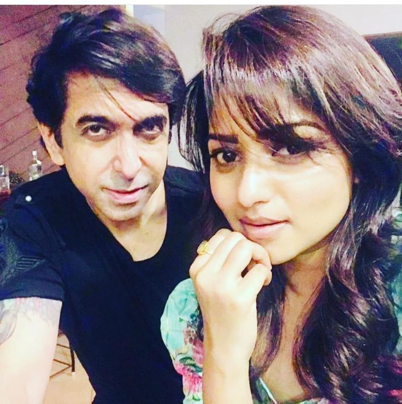 <p>&nbsp;ಡಿಂಪಲ್ ಕ್ವೀನ್ ರಚಿತಾ ರಾಮ್ ಜೊತೆಯಲ್ಲೂ ರಮೇಶ್ ದಂಬೆಲ್ ಆತ್ಮೀಯ ಒಡನಾಟ</p><p>&nbsp;</p>