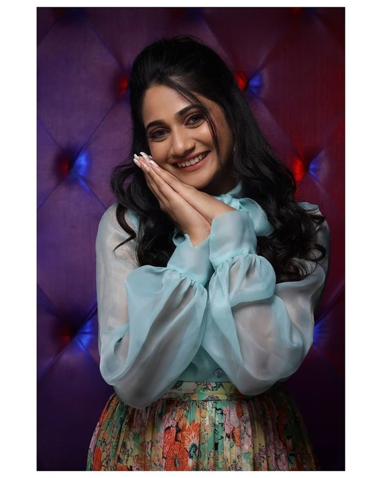 <p>பிக்பாஸ் நிகழ்ச்சியில் கலந்து கொண்டதன் மூலம் மிகவும் பிரபலமானவர் இலங்கை செய்தி வாசிப்பாளர் லாஸ்லியா. <br /> </p> <p>பிக்பாஸ் நிகழ்ச்சியில் கலந்து கொண்டதன் மூலம் மிகவும் பிரபலமானவர் இலங்கை செய்தி வாசிப்பாளர் லாஸ்லியா. <br /> </p>