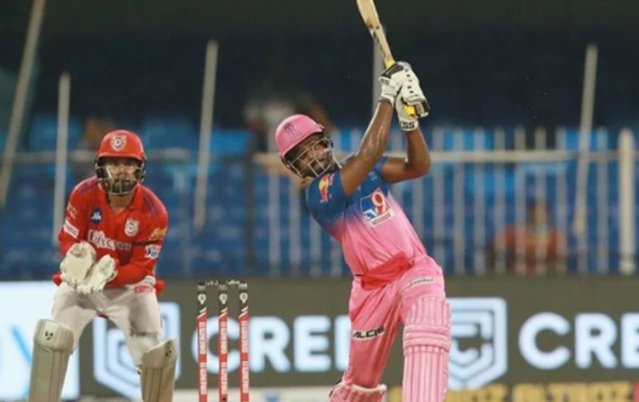 <p>കിംഗ്സ് ഇലവന് പഞ്ചാബിന് എതിരായ മത്സരം വലിയ അനുഭമായിരുന്നു. റണ്സ് കണ്ടെത്താന് വിഷമിക്കുമ്പോള് രാഹുല് തിവാട്ടിയക്ക് പരമാവധി പിന്തുണ നല്കാനാണ് ശ്രമിച്ചതെന്ന് സഞ്ജു സാംസണ്.</p> <p>കിംഗ്സ് ഇലവന് പഞ്ചാബിന് എതിരായ മത്സരം വലിയ അനുഭമായിരുന്നു. റണ്സ് കണ്ടെത്താന് വിഷമിക്കുമ്പോള് രാഹുല് തിവാട്ടിയക്ക് പരമാവധി പിന്തുണ നല്കാനാണ് ശ്രമിച്ചതെന്ന് സഞ്ജു സാംസണ്.</p>