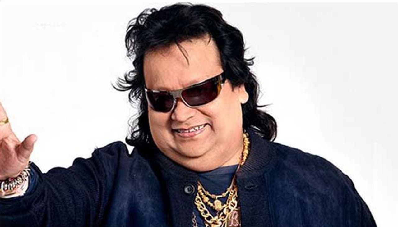 <p>The number of Covid 19 cases in Mumbai is increasing rapidly, and because of continuous shoots and public events, many Bollywood actors have been tested positive lately.</p> <p>The number of Covid 19 cases in Mumbai is increasing rapidly, and because of continuous shoots and public events, many Bollywood actors have been tested positive lately.</p>