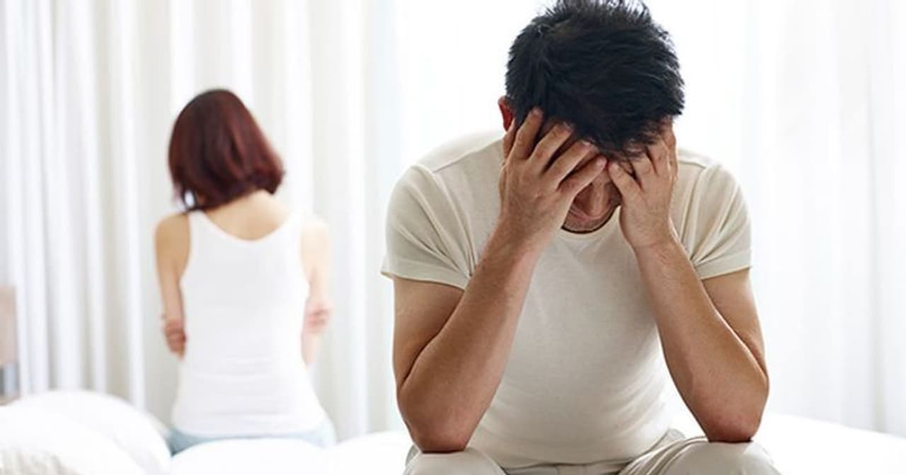 <p>വന്ധ്യത പ്രശ്നത്തിന് ചികിത്സ മാത്രമല്ല, നമ്മുടെ ജീവിതശെെലിയിലും ചില മാറ്റങ്ങൾ വരുത്തേണ്ടത് വളരെ പ്രധാനമാണെന്നാണ് വിദ​ഗ്ധർ പറയുന്നത്. ചില കാര്യങ്ങൾ ശ്രദ്ധിച്ചാൽ ​ഗർഭധാരണ സാധ്യത വർദ്ധിപ്പിക്കാൻ സാധിക്കുമെന്നാണ് പ്രമുഖ ഫെര്‍ട്ടിലിറ്റി വിദഗ്ദ്ധന്‍ ഡോ. കിർസ്റ്റൺ കാർച്മർ പറയുന്നത്.</p>