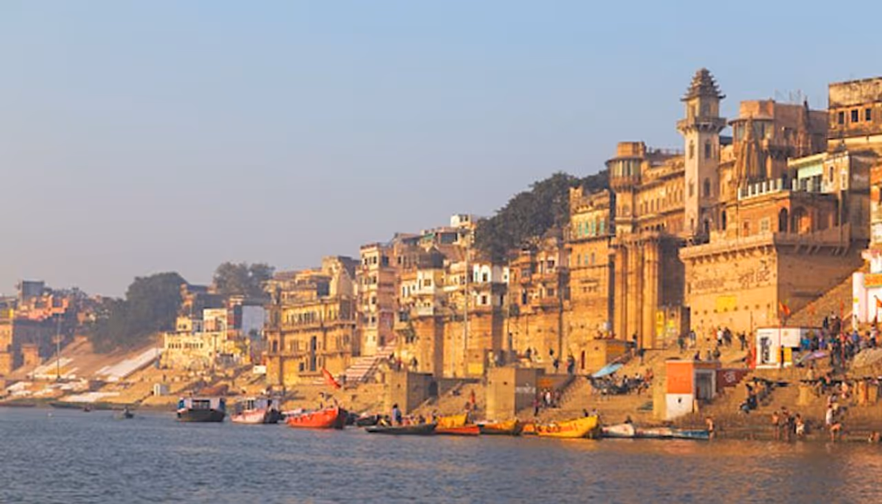 <p><strong>1. Varanasi, one of the oldest inhabited places in the World</strong><br />&nbsp;<br />Situated on the banks of river Ganges the holy city of Banaras or Varanasi is at least 3000 years old. According to Hindu Mythology, Lord Shiva found this city 5000 years ago.</p>