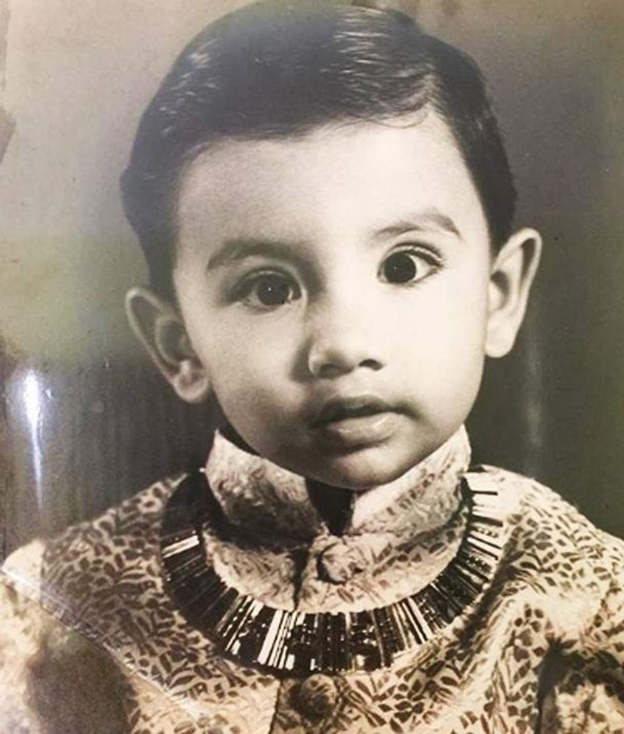 <p>குட்டி பையனாக இருக்கும் போது கொள்ளை அழகு </p> <p>குட்டி பையனாக இருக்கும் போது கொள்ளை அழகு </p>