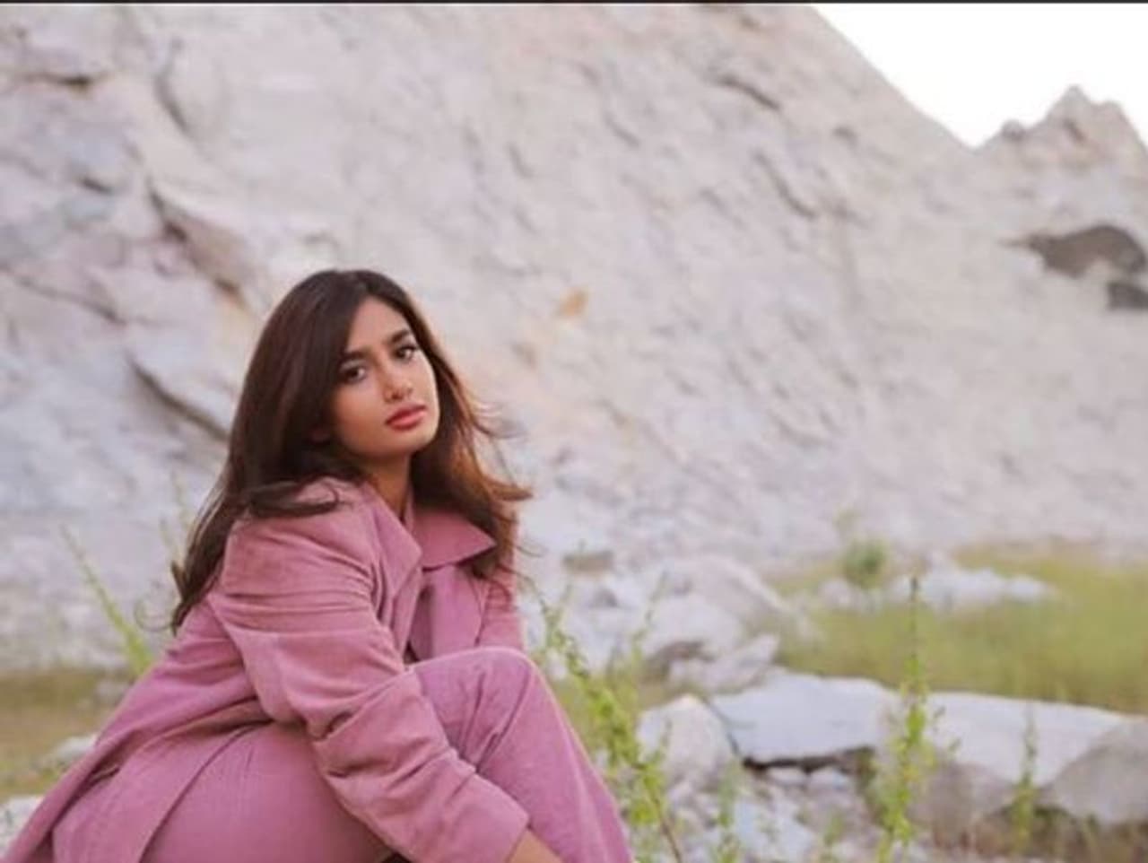 <p>ಹರಿಪ್ರಸಾದ್ ಜಯಣ್ಣ ನಿರ್ದೇಶನದ 'ಪದವಿ ಪೂರ್ವ' ಚಿತ್ರದಲ್ಲಿ ಅಂಜಲಿ ಅಭಿನಯಿಸುತ್ತಿದ್ದಾರೆ.</p>