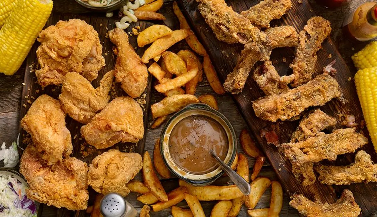 <p>Gone are the days when we would hog on heavy, fried foods for the sheer rich taste they provided. The health conscious lot of today are veering away from oil laden, unhealthy foods and steering towards healthier options.</p> <p>Gone are the days when we would hog on heavy, fried foods for the sheer rich taste they provided. The health conscious lot of today are veering away from oil laden, unhealthy foods and steering towards healthier options.</p>