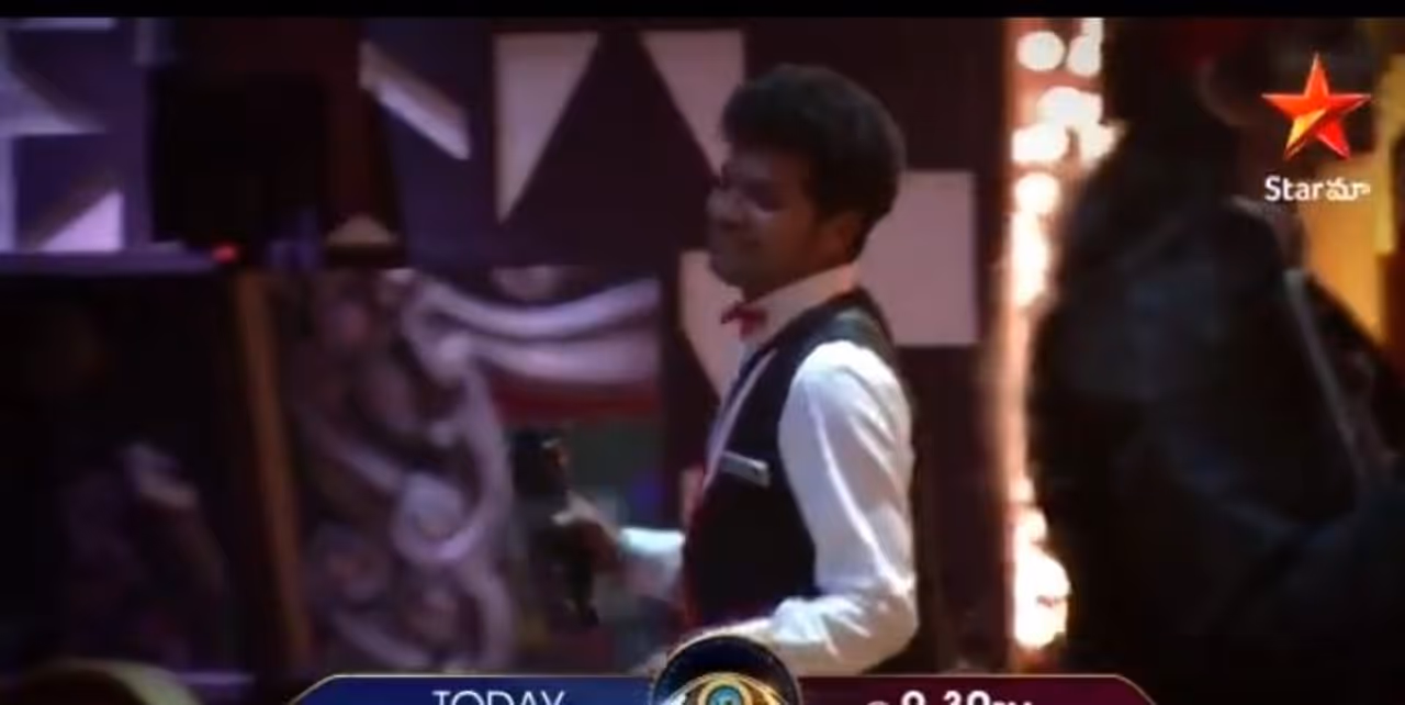 <p style="text align: justify;">బిగ్ బాస్ హోటల్ లో గెస్ట్ లుగా ఉన్న సోహైల్&nbsp;కి సర్వ్ చేసిన ఫుడ్ శుభ్రంగా లేదు.&nbsp;&nbsp;హోటల్ సర్వెంట్స్ గా ఉన్న&nbsp;అవినాష్&nbsp;ఎవరికీ తెలియకుండా ఫుడ్ లో పిన్ వేశాడు. బిగ్ బాస్ ఇచ్చిన సీక్రెట్ టాస్క్ లో భాగంగా&nbsp;అలా&nbsp;చేయడం జరిగింది. ఐతే ఫుడ్ ప్లేట్ లో మొదట ఒక వెంట్రుకను చూసిన సోహైల్, ఆ తరువాత పిన్ చూసి మరింత ఇరిటేట్ అయ్యారు.&nbsp;<br />&nbsp;</p>