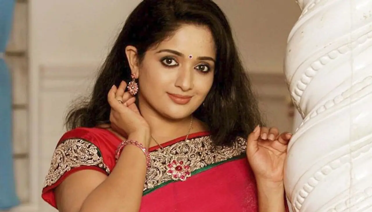 <p>Kavya married Nishal Chandra in February 2009. However, she returned home and filed for divorce. Later, Kavya married actor Dileep in a small ceremony in a private hotel in Kochi on November 25, 2016.</p> <p>Kavya married Nishal Chandra in February 2009. However, she returned home and filed for divorce. Later, Kavya married actor Dileep in a small ceremony in a private hotel in Kochi on November 25, 2016.</p>