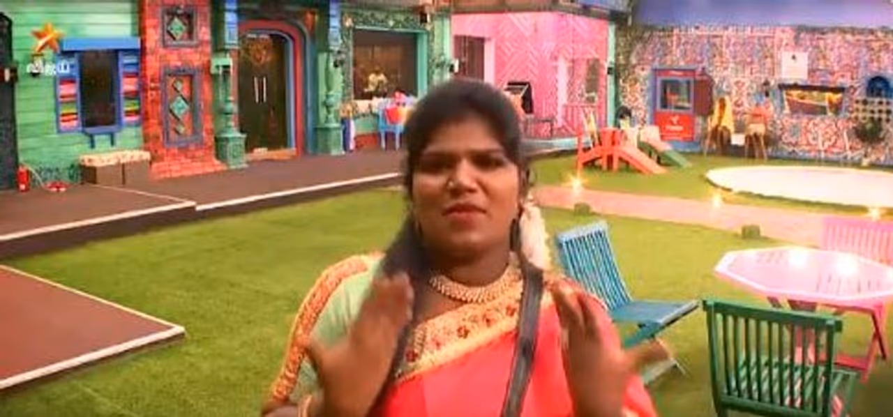 <p>இன்று தன்னுடைய பிறந்தநாள் என்றும், ஆனால் நான் அதை யாரிடமும் கூறவில்லை என, தனக்கு தானே பிறந்த நாள் வாழ்த்து கூறி கொள்கிறார் நிஷா.</p> <p>இன்று தன்னுடைய பிறந்தநாள் என்றும், ஆனால் நான் அதை யாரிடமும் கூறவில்லை என, தனக்கு தானே பிறந்த நாள் வாழ்த்து கூறி கொள்கிறார் நிஷா.</p>