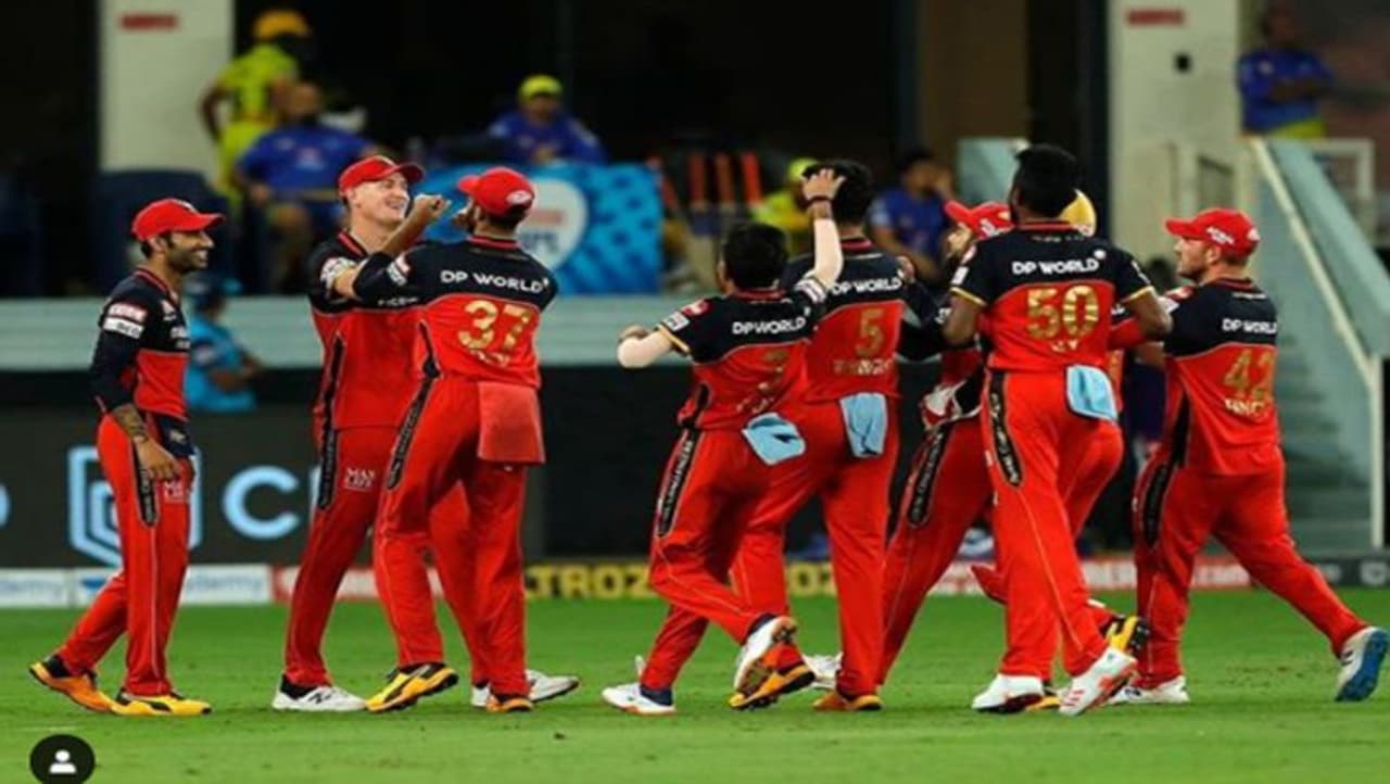 <p style="text align: justify;">Royal Challengers Bangalore’s (RCB) first match at Sharjah against Kolkata Knight Riders (KKR) saw an emphatic win in RCB’s favor. Batting first, RCB set 194 runs on the board and KKR struggled to chase the same. KKR kept losing wickets and eventually lost by a massive margin of 82 runs. <br /><strong>Let’s just look at some of the talking points from the match. </strong><br /> </p> <p style="text align: justify;">Royal Challengers Bangalore’s (RCB) first match at Sharjah against Kolkata Knight Riders (KKR) saw an emphatic win in RCB’s favor. Batting first, RCB set 194 runs on the board and KKR struggled to chase the same. KKR kept losing wickets and eventually lost by a massive margin of 82 runs. <br /><strong>Let’s just look at some of the talking points from the match. </strong><br /> </p>