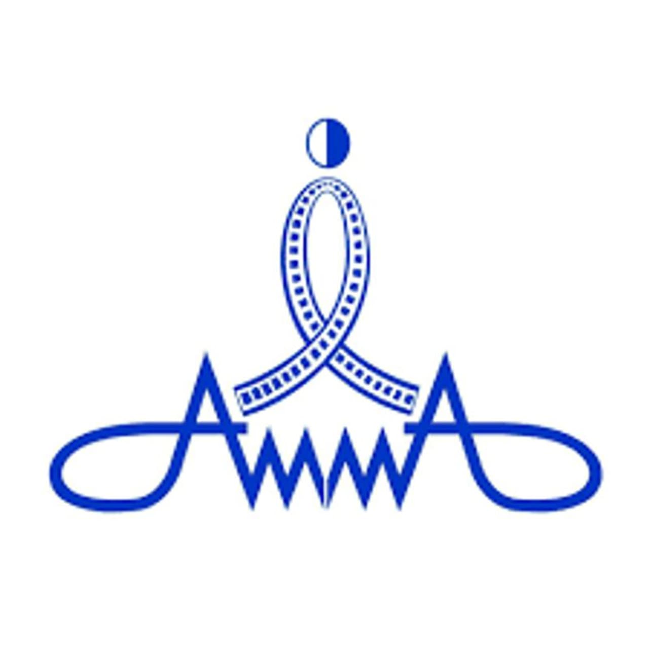 <p>இந்தியா சினிமாவில் பல்வேறு விஷயங்களுக்கு மலையாள திரையுலகம் முன்னூதாரணமாக இருந்துள்ளது. தற்போதைய நெருக்கடி நிலையை புரிந்து கொண்டு, குறிப்பாக முன்னணி நடிகர்கள் தங்களாகவே முன்வந்து சம்பளத்தை குறைத்துக் கொண்டதை கூறலாம். </p> <p>இந்தியா சினிமாவில் பல்வேறு விஷயங்களுக்கு மலையாள திரையுலகம் முன்னூதாரணமாக இருந்துள்ளது. தற்போதைய நெருக்கடி நிலையை புரிந்து கொண்டு, குறிப்பாக முன்னணி நடிகர்கள் தங்களாகவே முன்வந்து சம்பளத்தை குறைத்துக் கொண்டதை கூறலாம். </p>