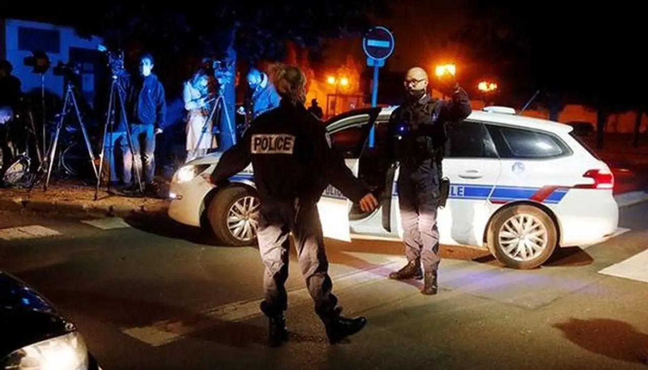 <p>Nine people are being questioned by the French authorities after a school teacher was beheaded in broad daylight on the street in a Paris suburb.</p> <p>Nine people are being questioned by the French authorities after a school teacher was beheaded in broad daylight on the street in a Paris suburb.</p>