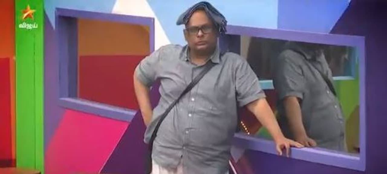 <p>மற்ற போட்டியாளர்களை விட வயது இவருக்கு அதிகம் என்பதால், இவர் என்ன கன்டென்ட் கொடுக்க போகிறார் என பலரும் நினைத்தனர்.</p> <p>மற்ற போட்டியாளர்களை விட வயது இவருக்கு அதிகம் என்பதால், இவர் என்ன கன்டென்ட் கொடுக்க போகிறார் என பலரும் நினைத்தனர்.</p>