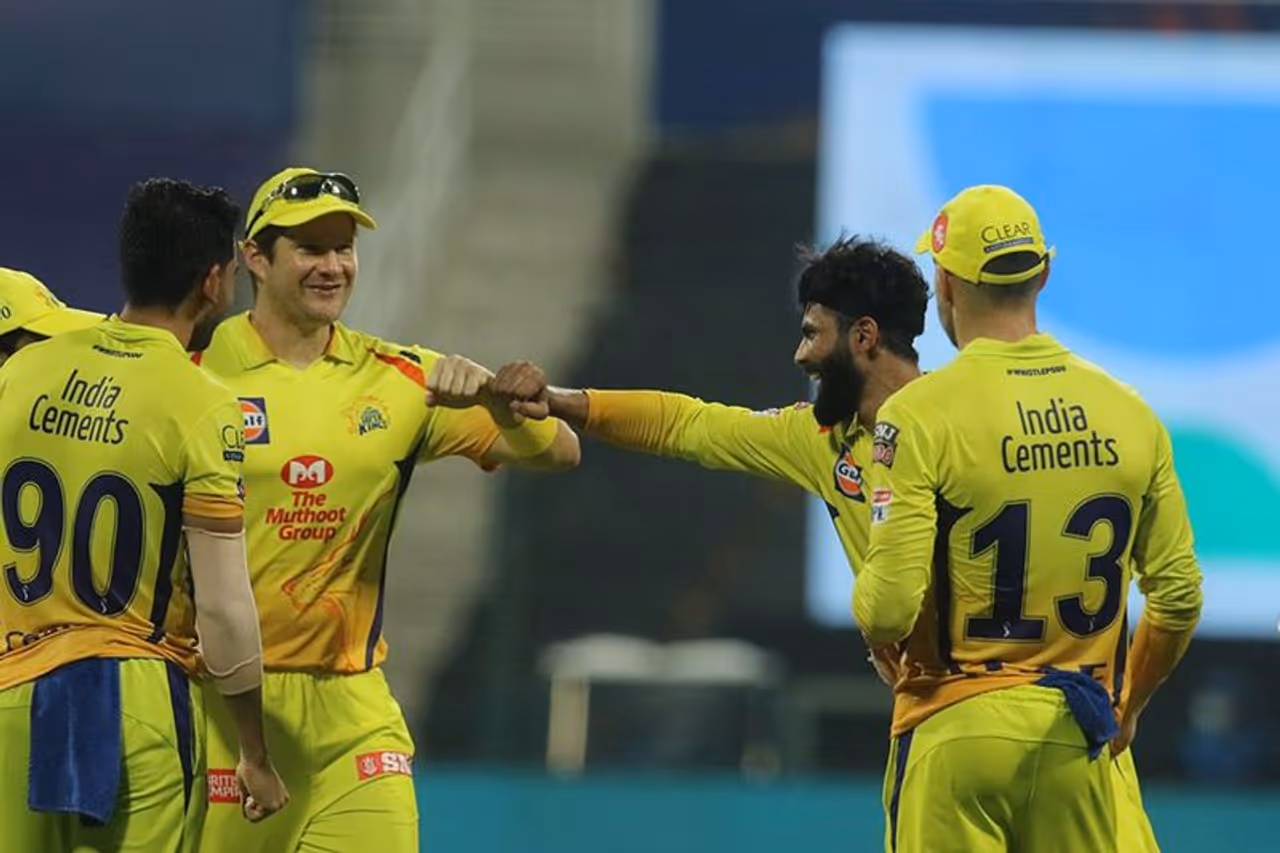 <p>ఇప్పటిదాకా జరిగిన మ్యాచ్ ఫలితాల ప్రకారం చెన్నై సూపర్ కింగ్స్, రాజస్థాన్ రాయల్స్, సన్రైజర్స్ హైదరాబాద్ జట్లు దాదాపు ప్లేఆఫ్ రేసు నుంచి తప్పుకున్నాయి.</p> <p>ఇప్పటిదాకా జరిగిన మ్యాచ్ ఫలితాల ప్రకారం చెన్నై సూపర్ కింగ్స్, రాజస్థాన్ రాయల్స్, సన్రైజర్స్ హైదరాబాద్ జట్లు దాదాపు ప్లేఆఫ్ రేసు నుంచి తప్పుకున్నాయి.</p>