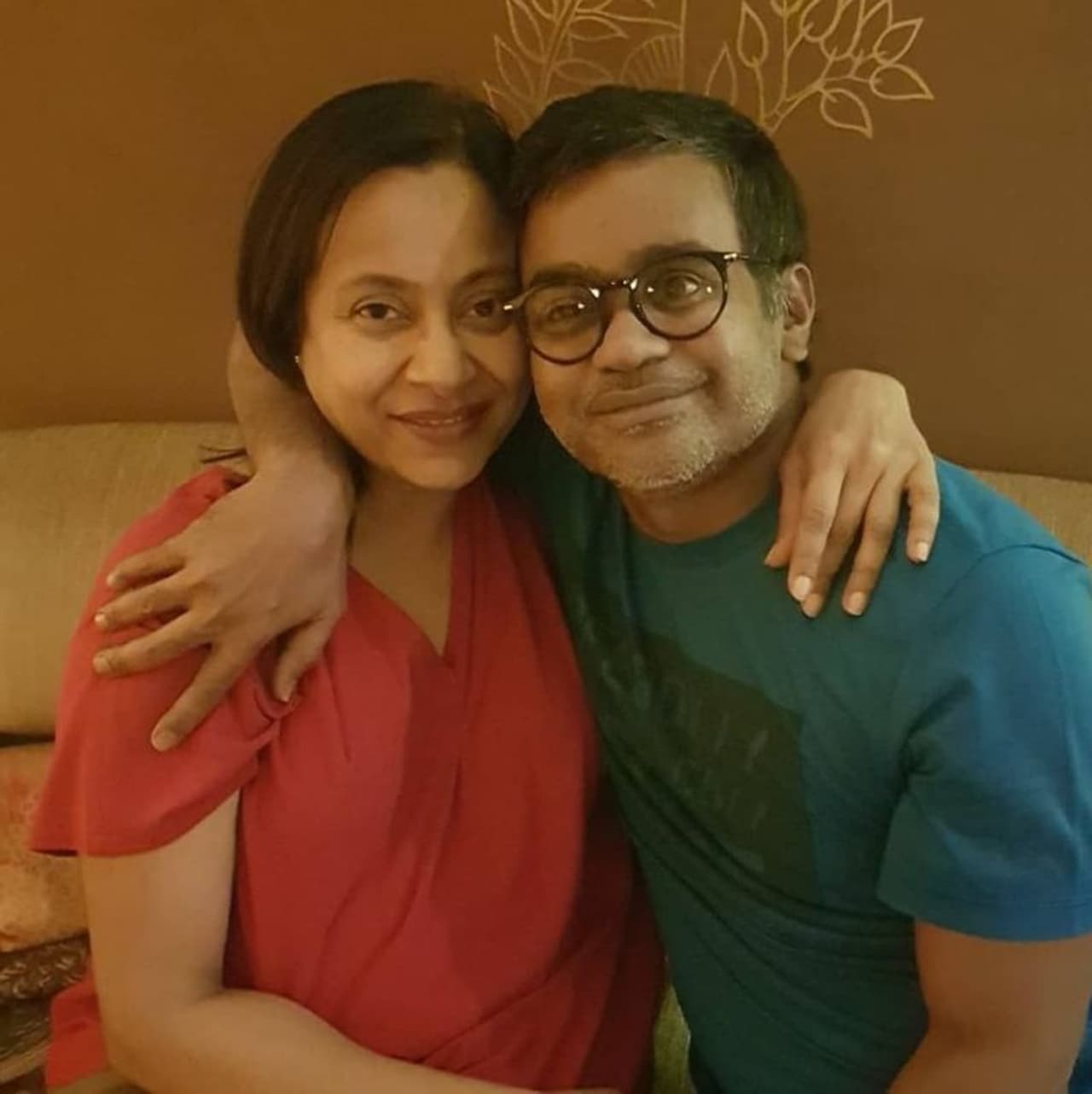 <p>సెల్వరాఘవన్ మొదట 2006లో హీరోయిన్ సోనియా అగర్వాల్ని వివాహం చేసుకున్నారు. నాలుగేళ్ళకే విడిపోయారు. ఆ తర్వాత గీతాంజలిని ఆయన మ్యారేజ్ చేసుకున్నారు. <br /> </p> <p>సెల్వరాఘవన్ మొదట 2006లో హీరోయిన్ సోనియా అగర్వాల్ని వివాహం చేసుకున్నారు. నాలుగేళ్ళకే విడిపోయారు. ఆ తర్వాత గీతాంజలిని ఆయన మ్యారేజ్ చేసుకున్నారు. <br /> </p>