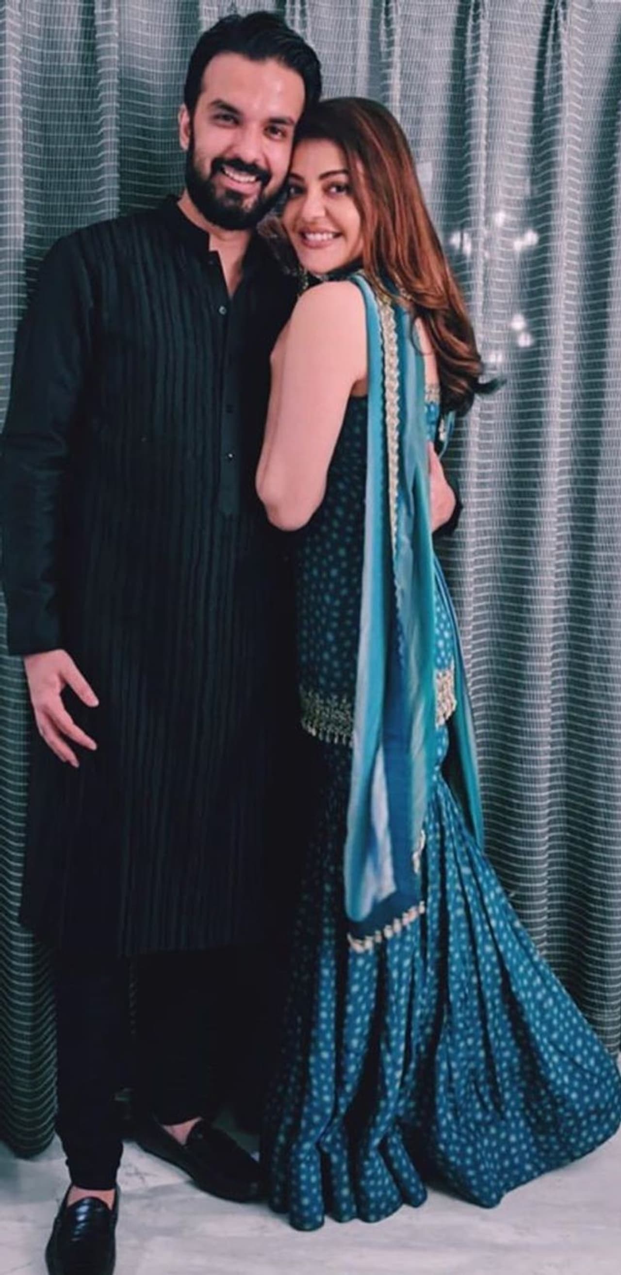 <p>ಕಾಜಲ್ ಅಗರ್ವಾಲ್ ಗೌತಮ್ ಜೊತೆ ಕಿಚ್ಲು ಜೊತೆ ಫೋಟೋ ಶೇರ್ ಮಾಡಿ ದಸರಾ ಶುಭಾಶಯ ತಿಳಿಸಿದ್ದಾರೆ.</p> <p>ಕಾಜಲ್ ಅಗರ್ವಾಲ್ ಗೌತಮ್ ಜೊತೆ ಕಿಚ್ಲು ಜೊತೆ ಫೋಟೋ ಶೇರ್ ಮಾಡಿ ದಸರಾ ಶುಭಾಶಯ ತಿಳಿಸಿದ್ದಾರೆ.</p>