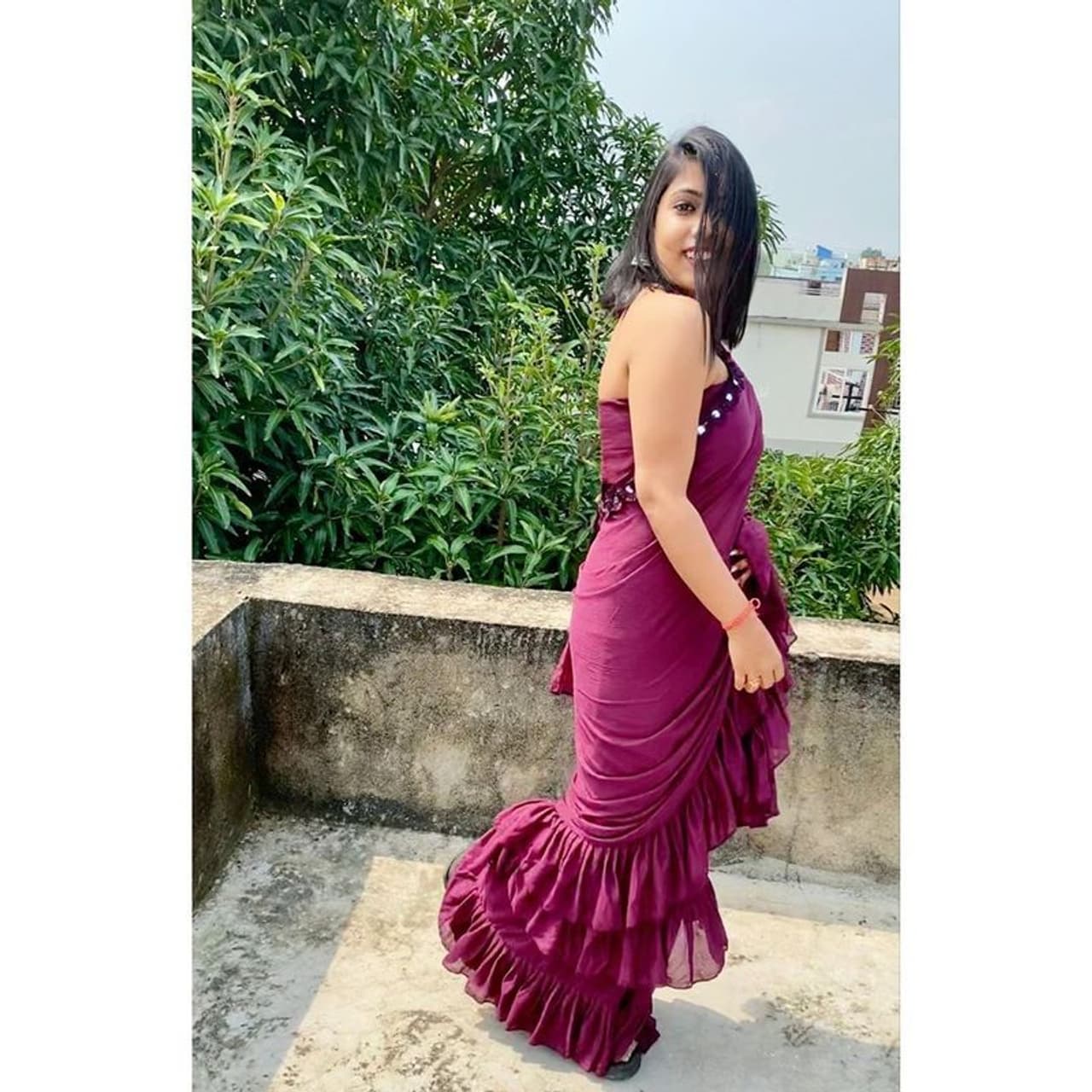 <p>ఒడిస్పాకి చెందిన సింధూర రౌత్ మోడలింగ్ తో కెరర్ని ప్రారంభించింది. `మరో దృశ్యం`తో నటిగా తెలుగు ఆడియెన్స్ కి పరిచయమైంది. </p> <p>ఒడిస్పాకి చెందిన సింధూర రౌత్ మోడలింగ్ తో కెరర్ని ప్రారంభించింది. `మరో దృశ్యం`తో నటిగా తెలుగు ఆడియెన్స్ కి పరిచయమైంది. </p>