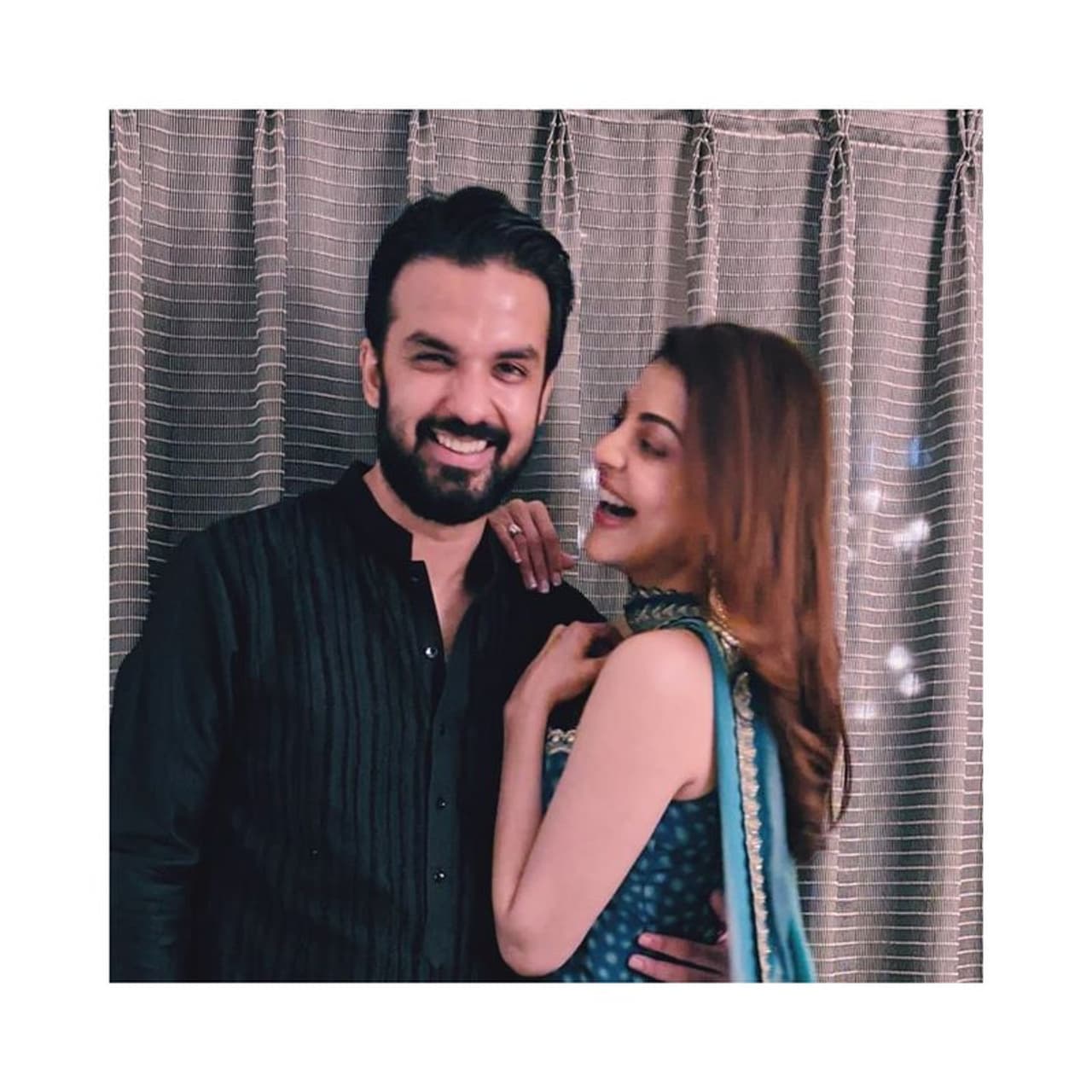 <p>కాజల్ ముంబయికి చెందిన వ్యాపారవేత్త గౌతమ్ కిచ్లుతో రేపు(అక్టోబర్ 30)న ముంబయిలో వీరి మ్యారేజ్ ఈవెంట్ జరుగనుంది. పూర్తి ప్రైవేట్ ఈవెంట్గా తమ పెళ్ళి జరుగనుందని కాజల్ ఇప్పటికే ప్రకటించిన విషయం తెలిసిందే. <br /> </p> <p>కాజల్ ముంబయికి చెందిన వ్యాపారవేత్త గౌతమ్ కిచ్లుతో రేపు(అక్టోబర్ 30)న ముంబయిలో వీరి మ్యారేజ్ ఈవెంట్ జరుగనుంది. పూర్తి ప్రైవేట్ ఈవెంట్గా తమ పెళ్ళి జరుగనుందని కాజల్ ఇప్పటికే ప్రకటించిన విషయం తెలిసిందే. <br /> </p>