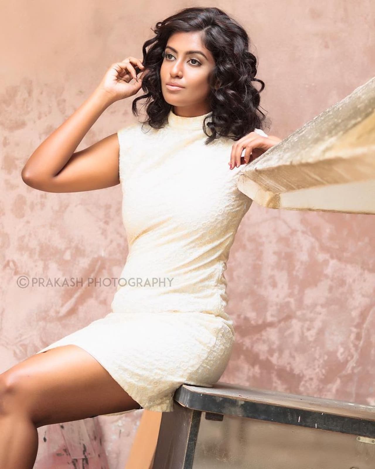 <p>சிக்கென்ற உடையில் கவர்ச்சி கலவரமூட்டும் ரோஷினி</p> <p>சிக்கென்ற உடையில் கவர்ச்சி கலவரமூட்டும் ரோஷினி</p>