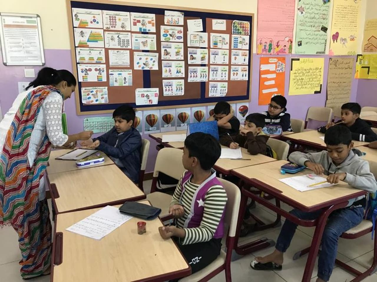 <p>ಇದು ಕನ್ನಡದ ಅತಿದೊಡ್ಡ ಹೊರನಾಡು ಕನ್ನಡಿಗರ ಶಾಲೆ</p>