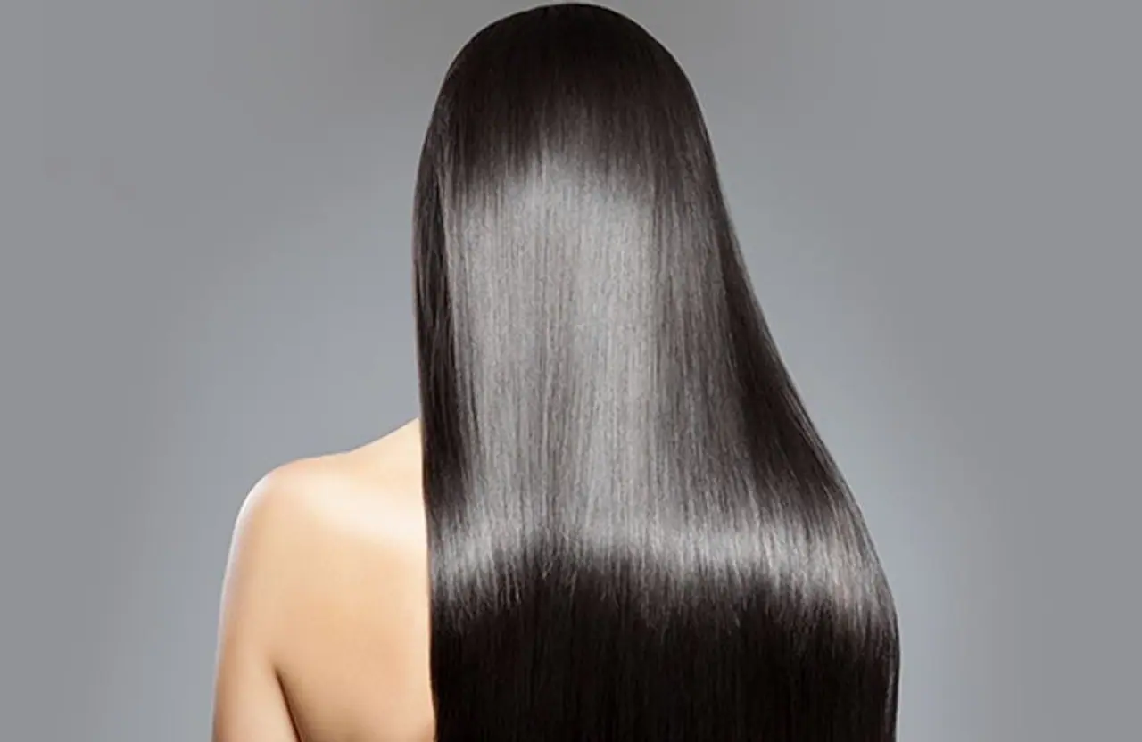 <p>They say the grass is always greener on the other side, and nowhere is that truer than in the world of curly vs straight hair debates. Girls with curly hair always envy the girls with poker straight hair and vice versa.</p><p>&nbsp;</p>