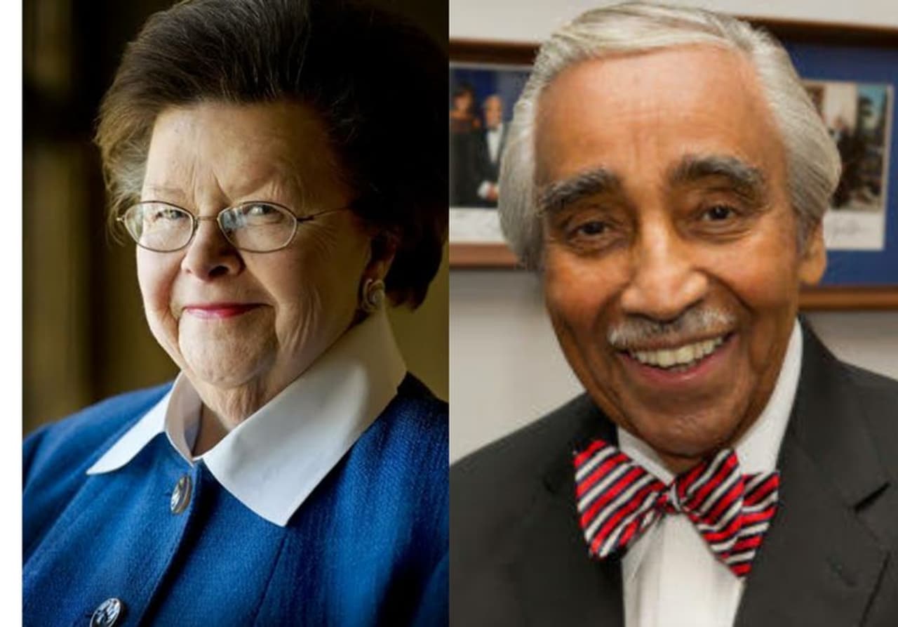 <p style="text align: justify;">With US Presidential elections in the States, all eyes are on the candidates. Well the US has seen a plethora of different politicians and white house members, some caught attention for being very&nbsp;presentable&nbsp;while some were called out for being dressed terribly. Here we bring you the name of 7 worst dressed US politicians of all time.</p><p style="text align: justify;">&nbsp;</p><p style="text align: justify;">&nbsp;</p>