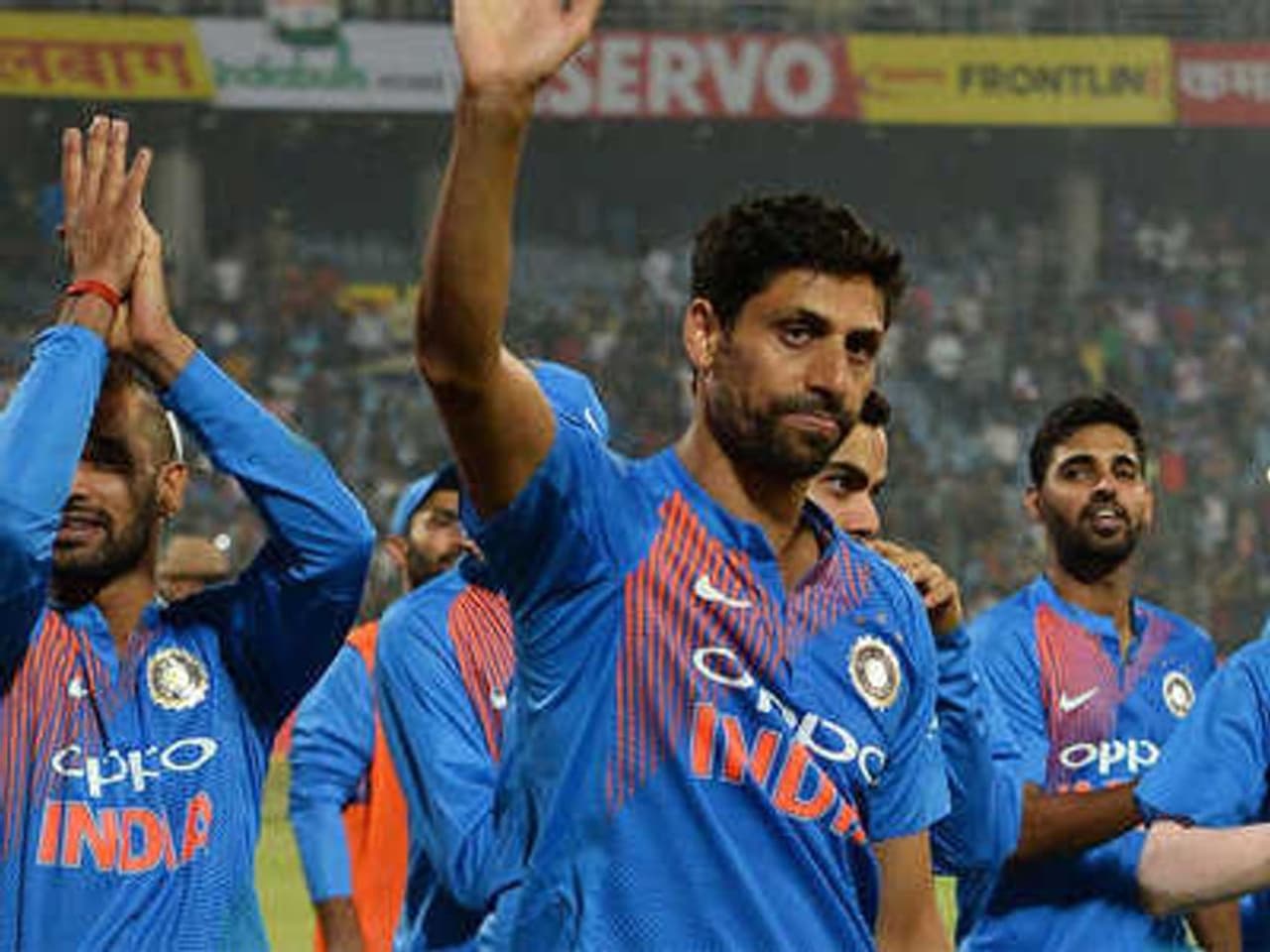 <p>இவர் ஆடிய காலம் குறைவு என்றாலும், இவர் ஆடிய போட்டிகளில் எல்லாம் மிகப்பெரிய தாக்கத்தை ஏற்படுத்தியிருக்கிறார்<br /> </p> <p>இவர் ஆடிய காலம் குறைவு என்றாலும், இவர் ஆடிய போட்டிகளில் எல்லாம் மிகப்பெரிய தாக்கத்தை ஏற்படுத்தியிருக்கிறார்<br /> </p>