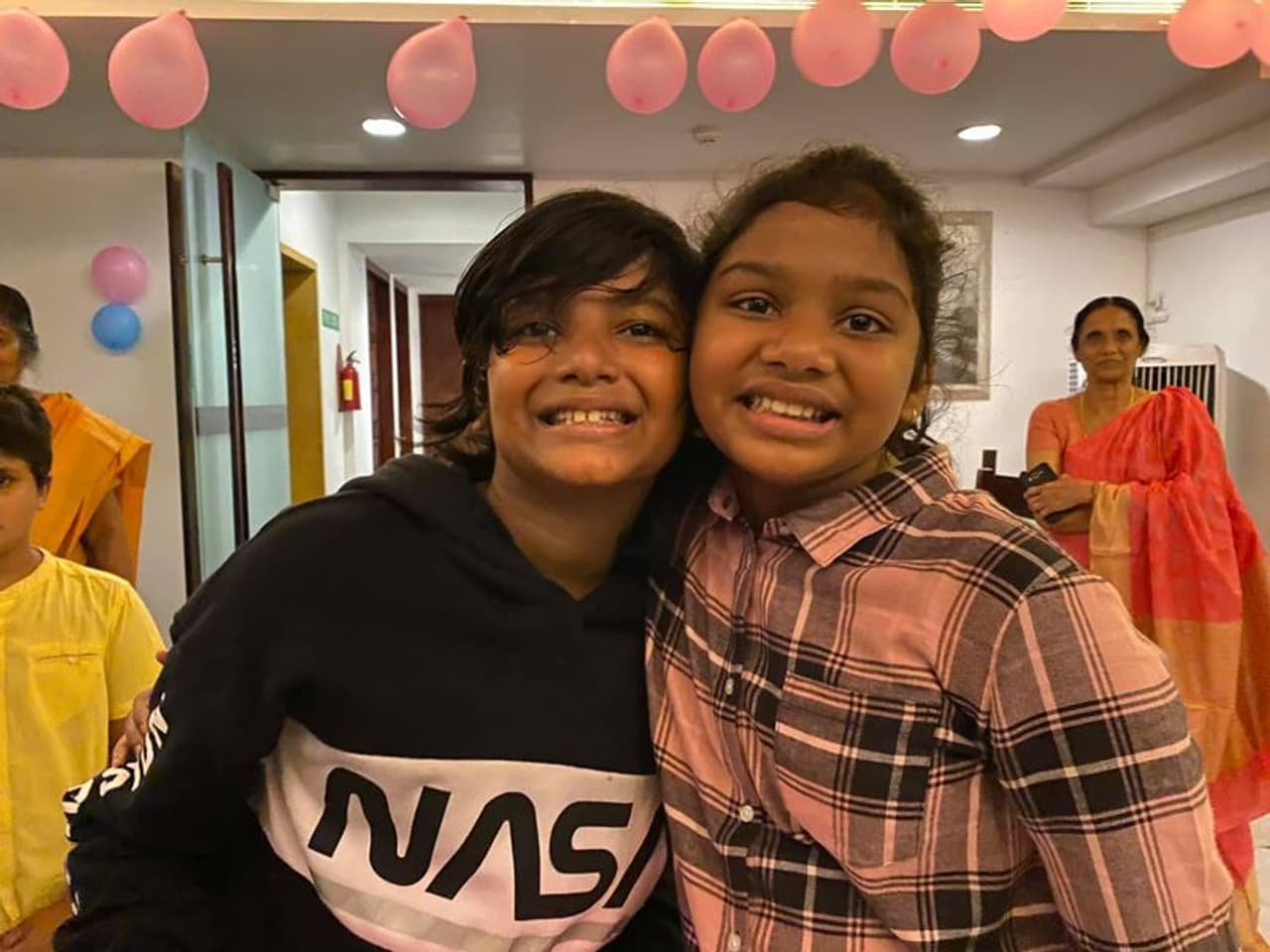 <p>അപ്പുവും പാത്തുവും</p> <p>അപ്പുവും പാത്തുവും</p>