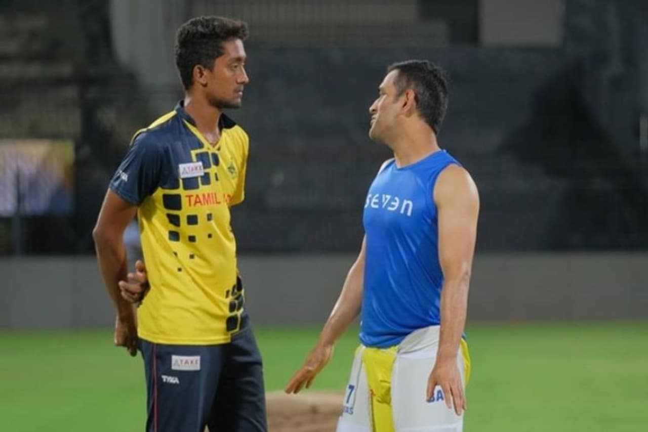 <p>இளம் வீரர்கள் மத்தியில் இன்னும் துடிப்பான ஆட்டத்தை நான் பார்க்கவில்லை என &nbsp;தோனி பேட்டி அளித்தது கடும் அதிர்ச்சியை ஏற்படுத்தியது. இதன் மூலம் சென்னை சூப்பர் கிங்ஸ் அணியை பொறுத்தவரை இளம் வீரர்களை நடத்தும் விதம் சரியில்லை என தொடர்ந்து பல விமர்சனங்கள் முன்வைக்கப்பட்டன.<br />&nbsp;</p>