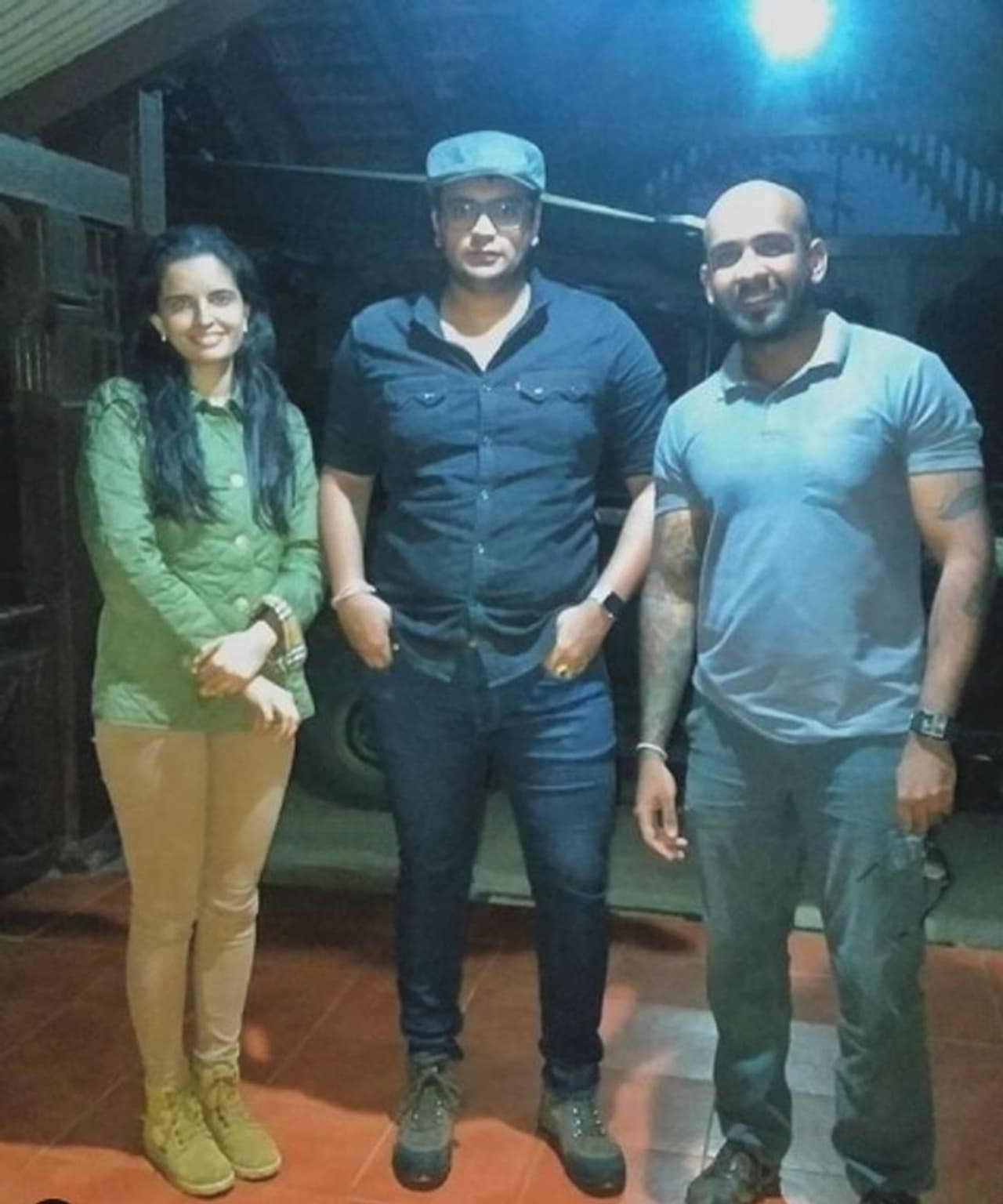 <p>ಮೈಸೂರು ಮಹಾರಾಜ ಯದುವೀರ್ ಒಡೆಯರ್ ಹಾಗೂ ರಾಣಿ ತ್ರಿಶಿಕಾದೂ ರಾಯಲ್ ನವ್ ಸ್ಟೋರಿ... ಅವರ ದಿನಚರಿಯ ಬಗ್ಗೆಯೂ ಕುತೂಹಲಕಾರಿ ವಿಚಾರಗಳಿಗೆ.. ಏನಿದೆ ಹಾಗಾದ್ರೆ..?</p> <p>ಮೈಸೂರು ಮಹಾರಾಜ ಯದುವೀರ್ ಒಡೆಯರ್ ಹಾಗೂ ರಾಣಿ ತ್ರಿಶಿಕಾದೂ ರಾಯಲ್ ನವ್ ಸ್ಟೋರಿ... ಅವರ ದಿನಚರಿಯ ಬಗ್ಗೆಯೂ ಕುತೂಹಲಕಾರಿ ವಿಚಾರಗಳಿಗೆ.. ಏನಿದೆ ಹಾಗಾದ್ರೆ..?</p>