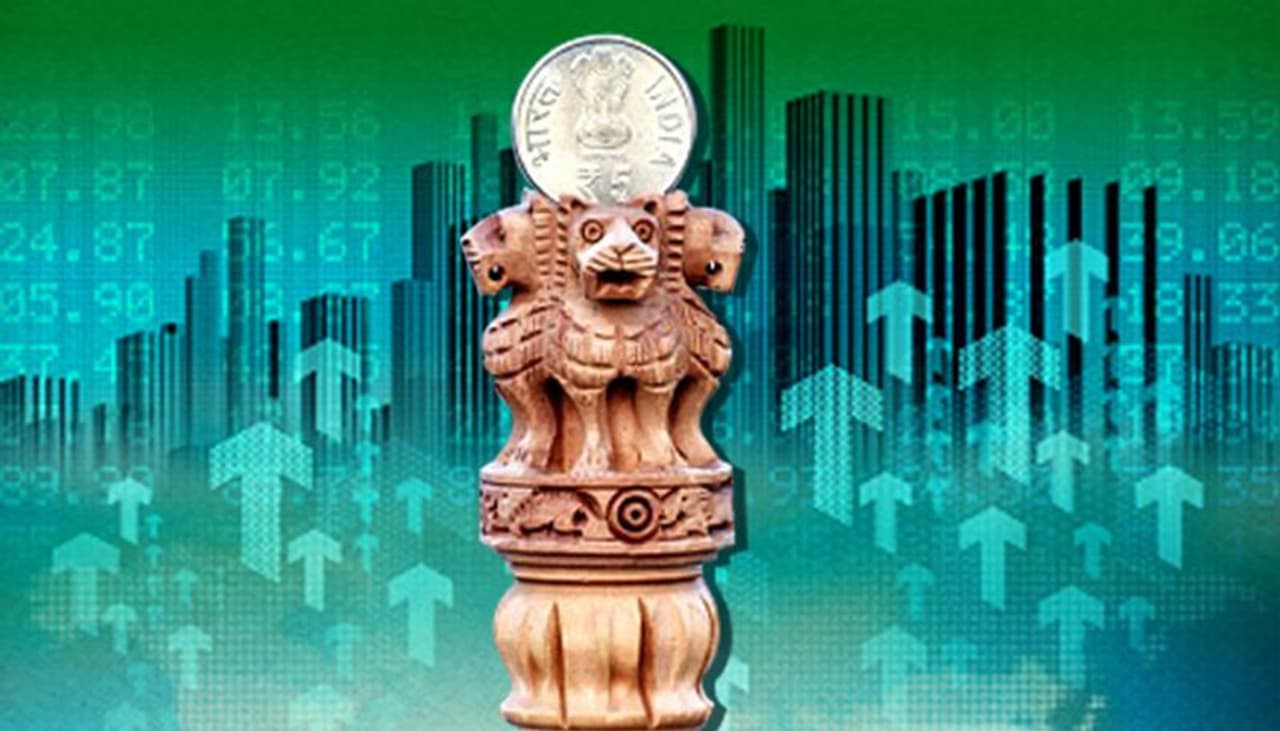 <p>Here are 10 signs that show India's economy is recovering fast.</p>