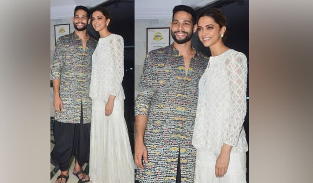 <p style="text align: justify;">Last couple of months, Siddant Chaturvedi was spotted with Deepika Padukone at Alibaug while shooting for Shakun Batra's next untitled the film co starring Ananya Panday. Siddhant admitted that he was 'quite nervous' while sharing the same screen space with the diva.</p> <p style="text align: justify;">Last couple of months, Siddant Chaturvedi was spotted with Deepika Padukone at Alibaug while shooting for Shakun Batra's next untitled the film co starring Ananya Panday. Siddhant admitted that he was 'quite nervous' while sharing the same screen space with the diva.</p>