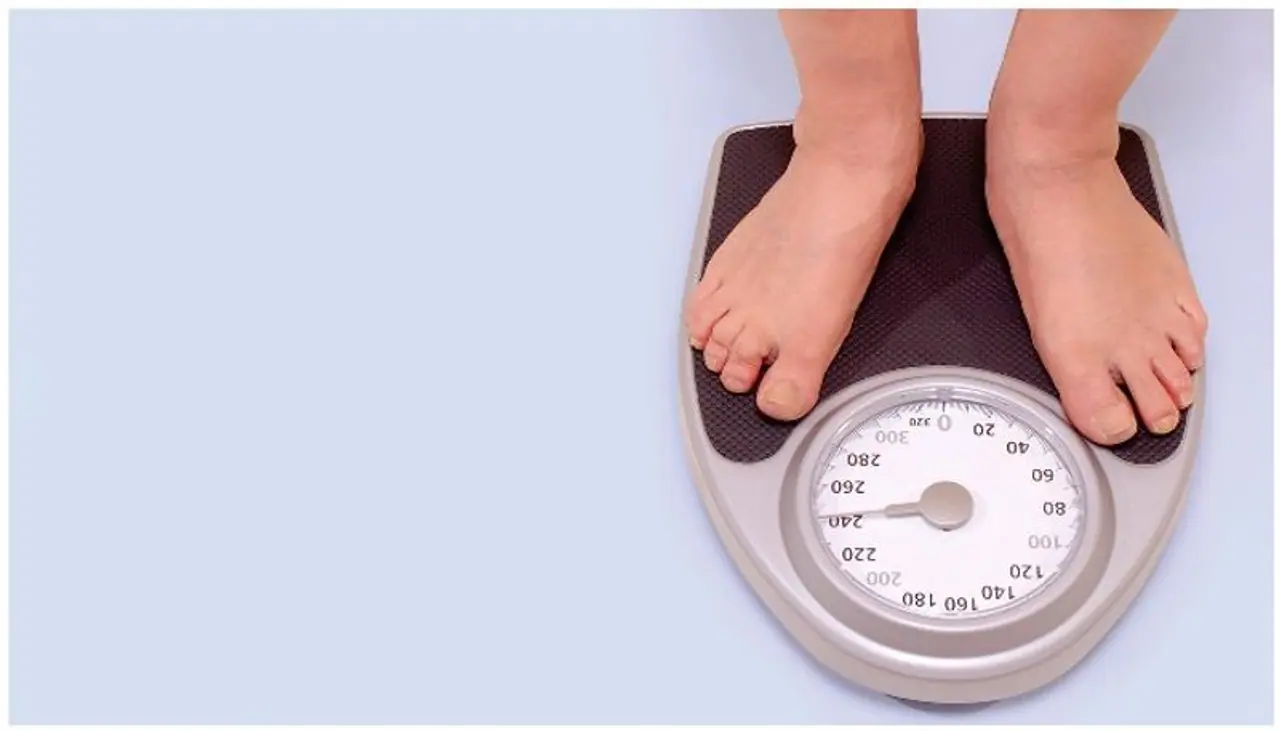 <p>A healthy body weight is generally considered to be an indicator of good health. Although it's not advisable to follow fad or crash diets to lose weight, as these might end up doing more damage than good, one must generally try to incorporate a little bit of physical activity and follow a balanced diet to maintain the body in good health.</p> <p>A healthy body weight is generally considered to be an indicator of good health. Although it's not advisable to follow fad or crash diets to lose weight, as these might end up doing more damage than good, one must generally try to incorporate a little bit of physical activity and follow a balanced diet to maintain the body in good health.</p>