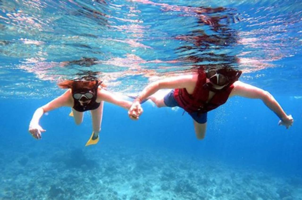 <p>ಕಾಜಲ್ ಅಗರ್ವಾಲ್ ಮಾಲ್ಡೀವ್ಸ್ ಹನಿಮೂನ್ನ ಇನ್ನಷ್ಟು ಫೋಟೋಗಳನ್ನು ಶೇರ್ ಮಾಡಿಕೊಂಡಿದ್ದಾರೆ.</p> <p>ಕಾಜಲ್ ಅಗರ್ವಾಲ್ ಮಾಲ್ಡೀವ್ಸ್ ಹನಿಮೂನ್ನ ಇನ್ನಷ್ಟು ಫೋಟೋಗಳನ್ನು ಶೇರ್ ಮಾಡಿಕೊಂಡಿದ್ದಾರೆ.</p>