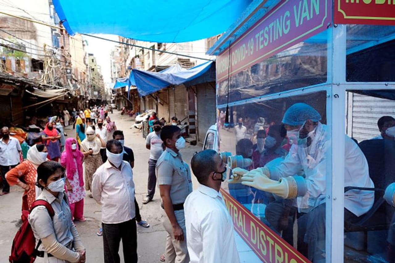 <p>According to the State Health Bulletin, 52 people died due to COVID 19 in the state in a single day. Out of the 52 deaths, 13 are from Kolkata and 16 from North 24 Parganas. The total number of deaths in Bengal is 7,766.<br /> </p> <p>According to the State Health Bulletin, 52 people died due to COVID 19 in the state in a single day. Out of the 52 deaths, 13 are from Kolkata and 16 from North 24 Parganas. The total number of deaths in Bengal is 7,766.<br /> </p>