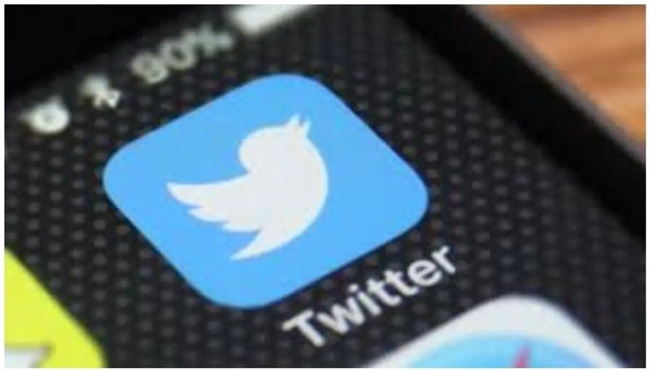 <p>Twitter has started testing its latest voice based chat room 'Spaces'. <br /> </p><p>In a series of posts on the 'Spaces' account, Twitter said with its new experiment, it was bringing people together to connect directly in an intimate, conversational Space.</p> <p>Twitter has started testing its latest voice based chat room 'Spaces'. <br /> </p><p>In a series of posts on the 'Spaces' account, Twitter said with its new experiment, it was bringing people together to connect directly in an intimate, conversational Space.</p>