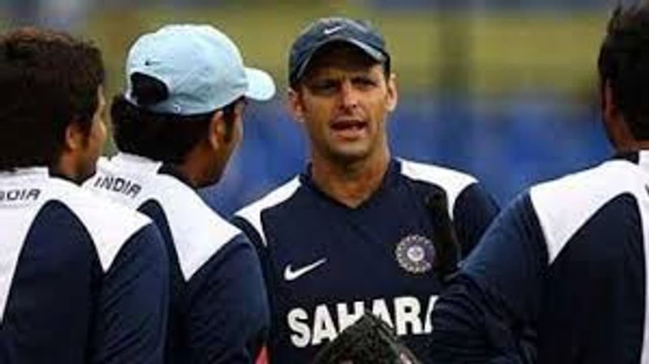 <p>2011ஆம் ஆண்டு உலகக் கோப்பை தொடருக்கு முன்னர் பெங்களூருவில் உள்ள விமானப்படை தளத்தை பார்க்க சென்றிருந்தோம்.<br /> </p> <p>2011ஆம் ஆண்டு உலகக் கோப்பை தொடருக்கு முன்னர் பெங்களூருவில் உள்ள விமானப்படை தளத்தை பார்க்க சென்றிருந்தோம்.<br /> </p>