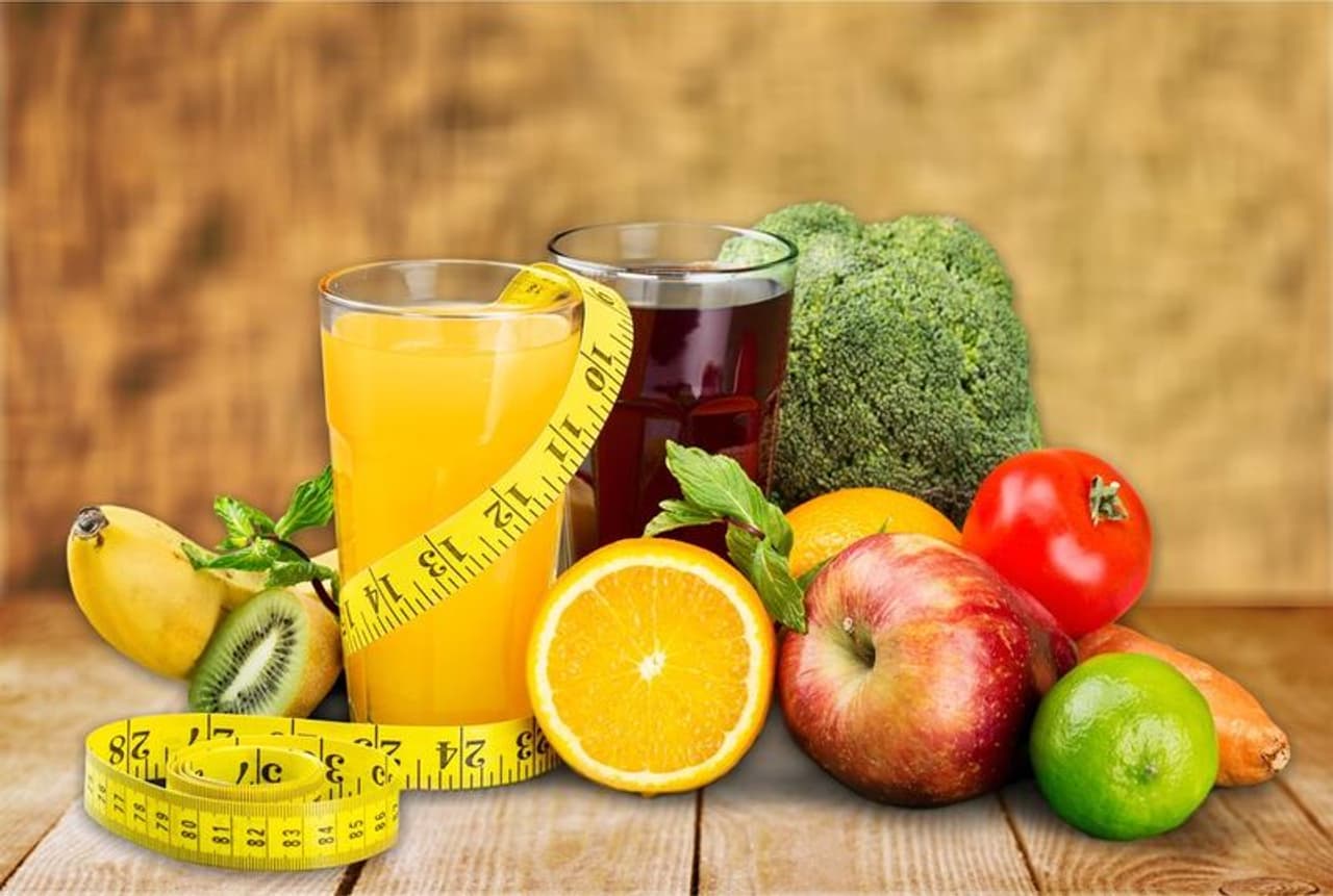<p>There are many foods and diet plans that claim to miraculously shed extra weight from the body. We all wish that was true but unfortunately, it's not. A healthy diet and active physical lifestyle combined together is the best and the easiest way to lose weight effectively.</p> <p>There are many foods and diet plans that claim to miraculously shed extra weight from the body. We all wish that was true but unfortunately, it's not. A healthy diet and active physical lifestyle combined together is the best and the easiest way to lose weight effectively.</p>
