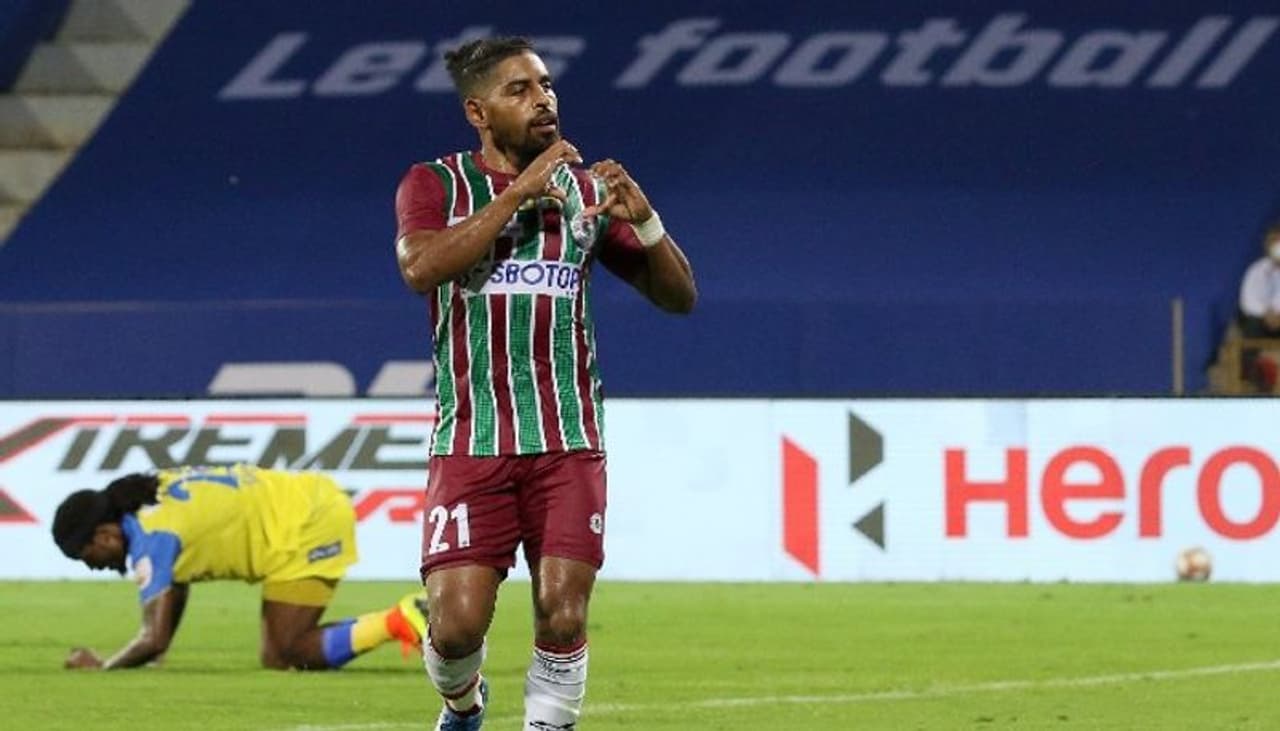 <p>Indian Super League giant, ATK Mohun Bagan came up with a memorable performance to pip Kerala Blasters FC on Sunday. The win has allowed ATKMB to maintain its second spot in the table.</p>