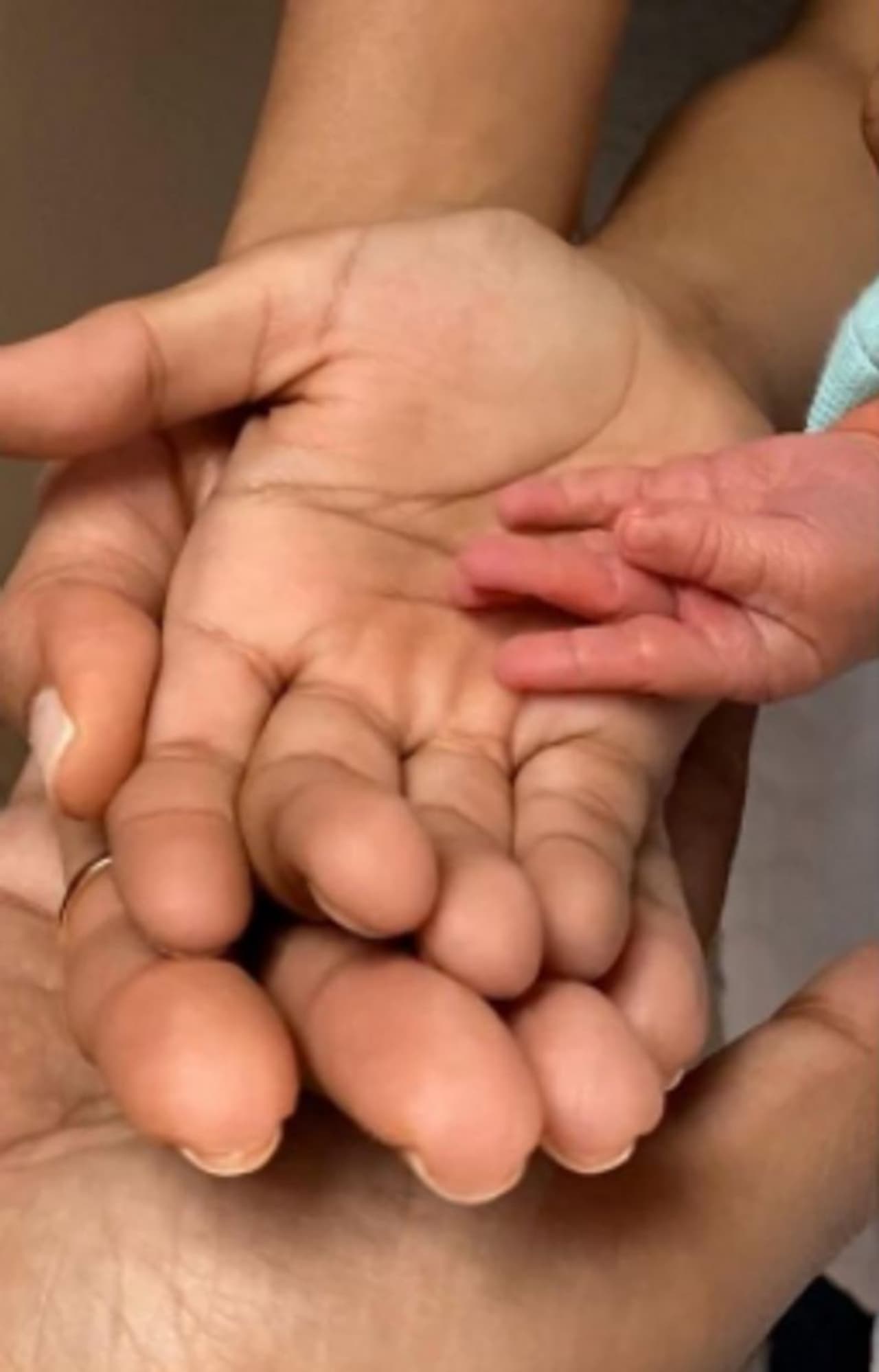 <p>ಬಾಲಿವುಡ್ ನಟಿ ಶಿಲ್ಪಾ ಶೆಟ್ಟಿ ಮಗಳು ಸಮಿಶಾ ಶೆಟ್ಟಿಯ ಫೋಟೋ ಶೇರ್ ಮಾಡುತ್ತಲೇ ಇರುತ್ತಾರೆ.</p> <p>ಬಾಲಿವುಡ್ ನಟಿ ಶಿಲ್ಪಾ ಶೆಟ್ಟಿ ಮಗಳು ಸಮಿಶಾ ಶೆಟ್ಟಿಯ ಫೋಟೋ ಶೇರ್ ಮಾಡುತ್ತಲೇ ಇರುತ್ತಾರೆ.</p>