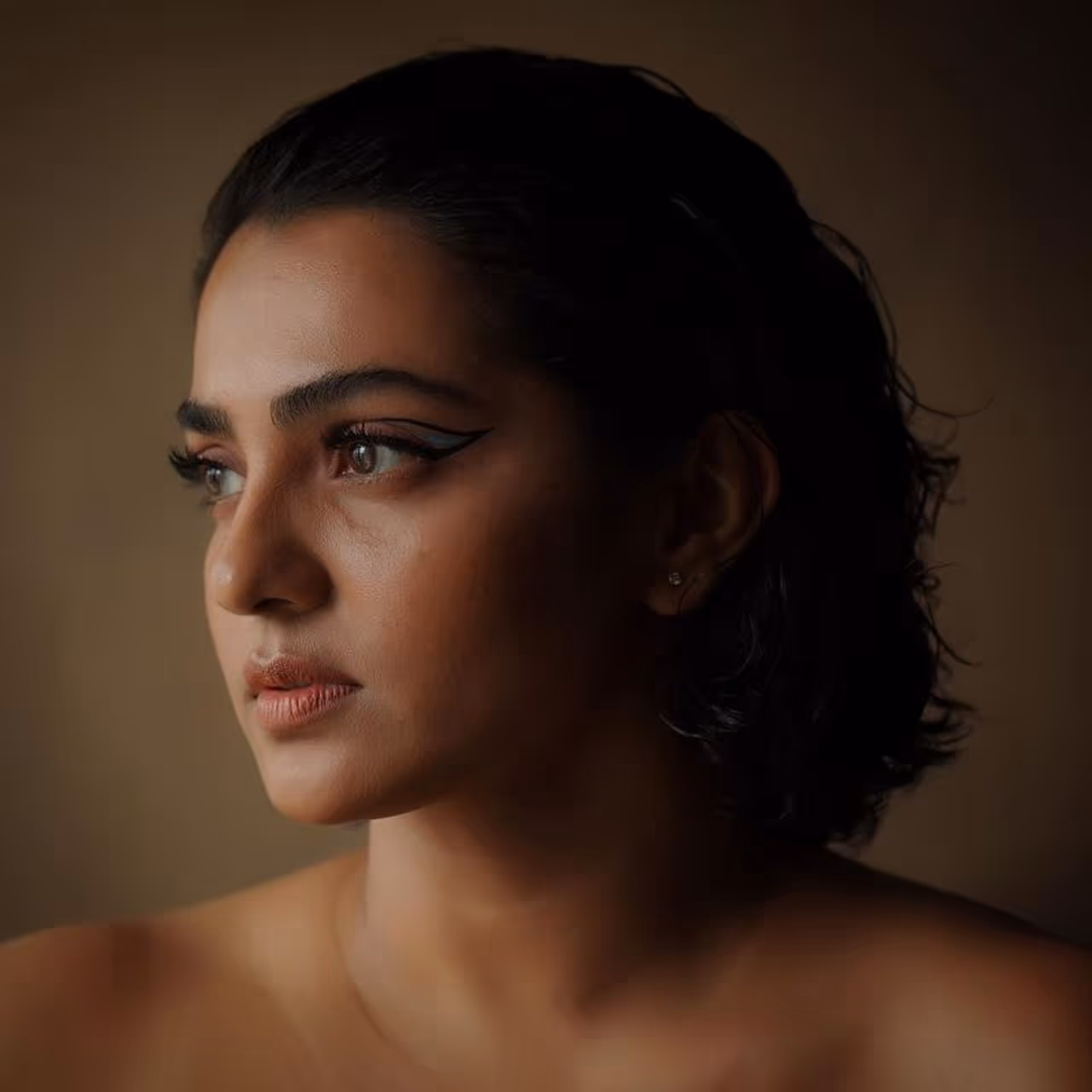 <p>In a recent interview, Malayalam actress Parvathy made some shocking revelations about how she had faced sexual assaults and abuses from her co workers in cinema. The actress also said that she had faced several instances of abuse and harassment over the years from her relatives too.</p>