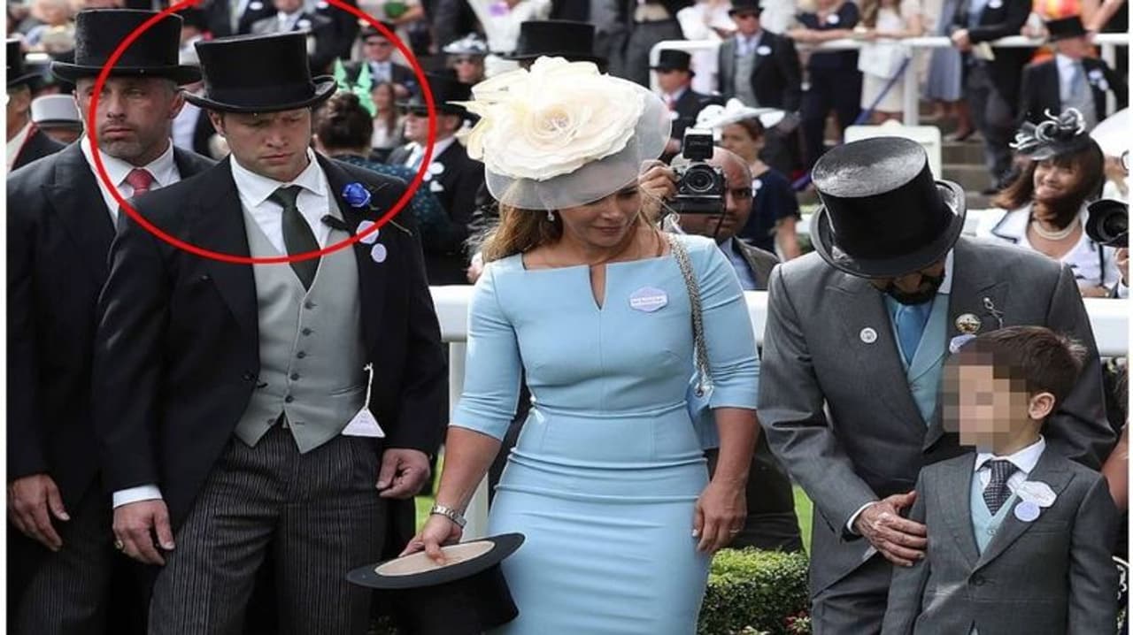 <p>ವರದಿಯನ್ವಯ ರಾಜಕುಮಾರಿಯ ಬಾಡಿಗಾರ್ಡ್ ಓರ್ವ ವಿವಾಹಿತನಾಗಿದ್ದಾರೆ. ಆದರೆ ರಾಜಕುಮಾರಿ ಜೊತೆ ಸಂಬಂಧವಿದ್ದ ಕಾರಣ ಬಾಡಿಗಾರ್ಡ್ ಮದುವೆ ಮುರಿದು ಬಿತ್ತು. </p> <p>ವರದಿಯನ್ವಯ ರಾಜಕುಮಾರಿಯ ಬಾಡಿಗಾರ್ಡ್ ಓರ್ವ ವಿವಾಹಿತನಾಗಿದ್ದಾರೆ. ಆದರೆ ರಾಜಕುಮಾರಿ ಜೊತೆ ಸಂಬಂಧವಿದ್ದ ಕಾರಣ ಬಾಡಿಗಾರ್ಡ್ ಮದುವೆ ಮುರಿದು ಬಿತ್ತು. </p>