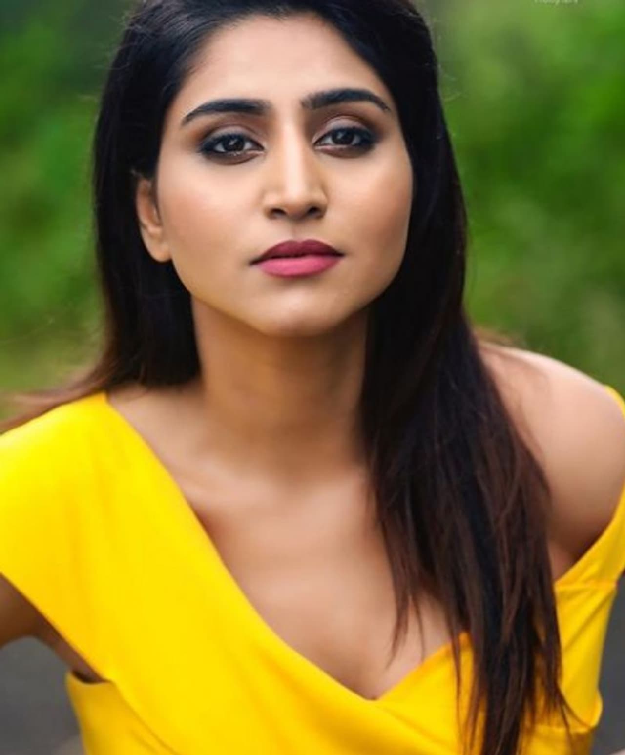 <p>ಇವರು ನಟಿ ಮಾತ್ರವಲ್ಲದೆ ನಿರೂಪಣೆಯಲ್ಲೂ ಹೆಚ್ಚಾಗಿ ಕಾಣಿಸಿಕೊಳ್ತಾರೆ.</p> <p>ಇವರು ನಟಿ ಮಾತ್ರವಲ್ಲದೆ ನಿರೂಪಣೆಯಲ್ಲೂ ಹೆಚ್ಚಾಗಿ ಕಾಣಿಸಿಕೊಳ್ತಾರೆ.</p>